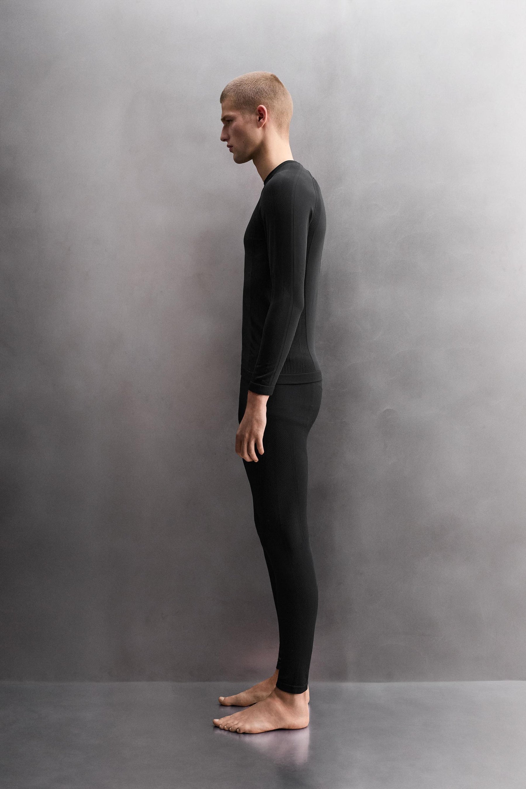 FIRST LAYER SKI T-SHIRT - Image 4