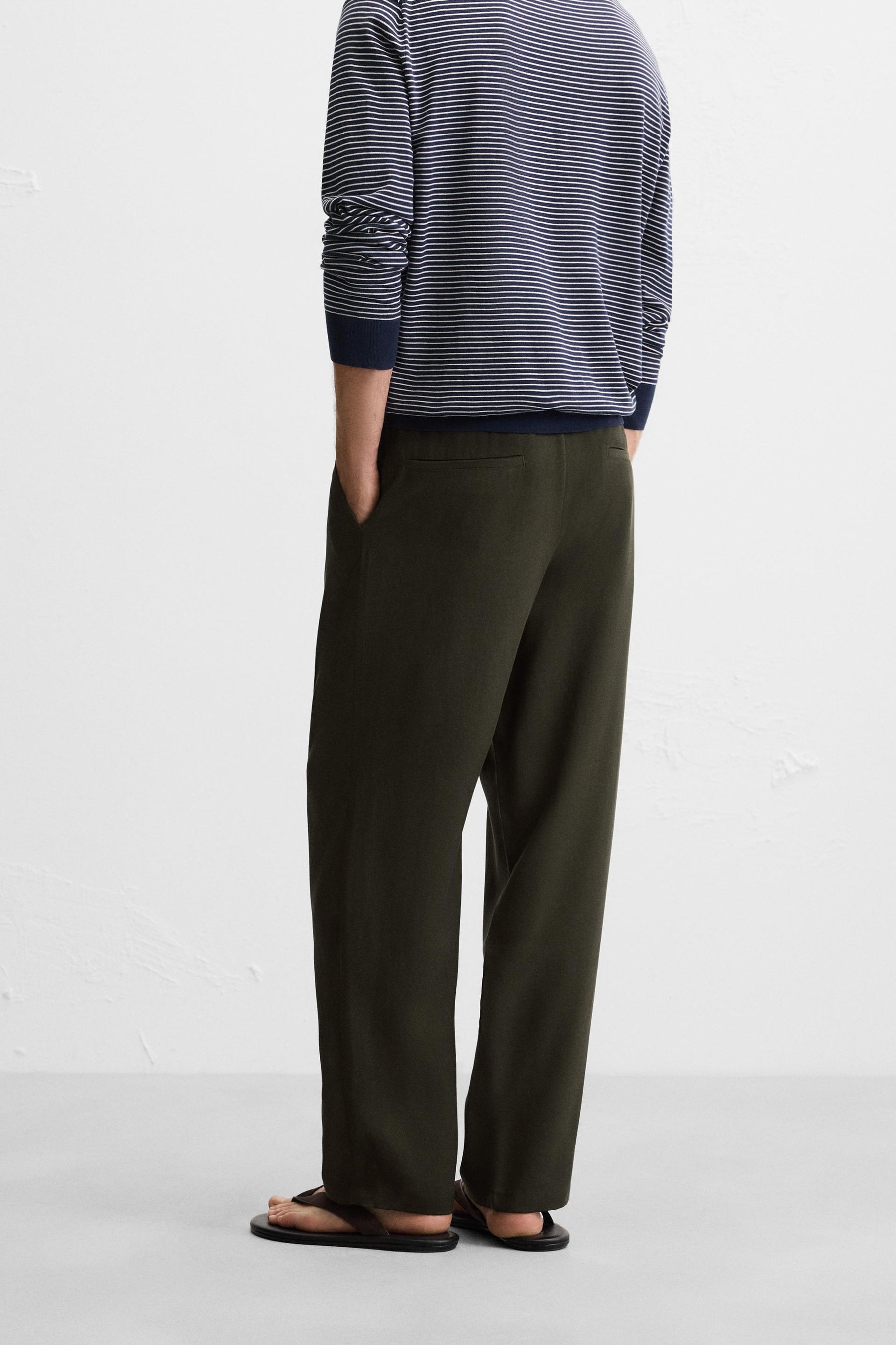 RELAXED FIT LYOCELL TROUSERS - Image 3