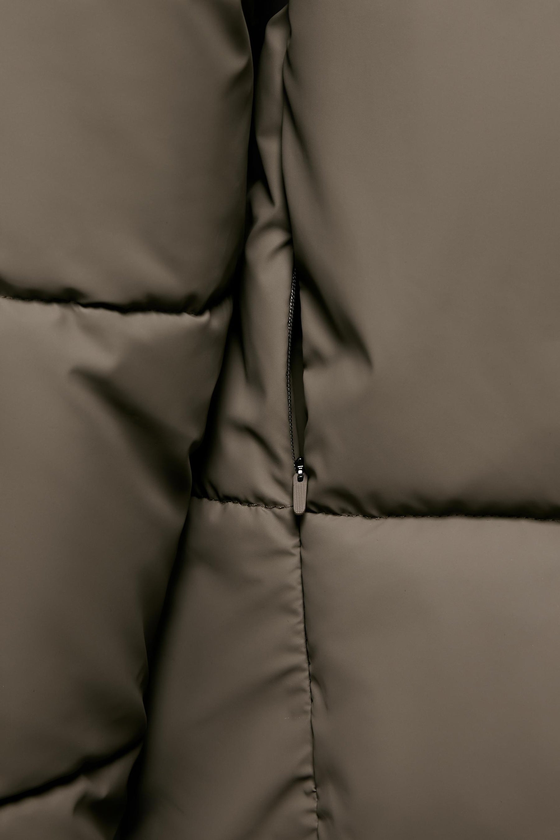 KURZE GUMMIERTE WINDDICHTE DÄMPFER