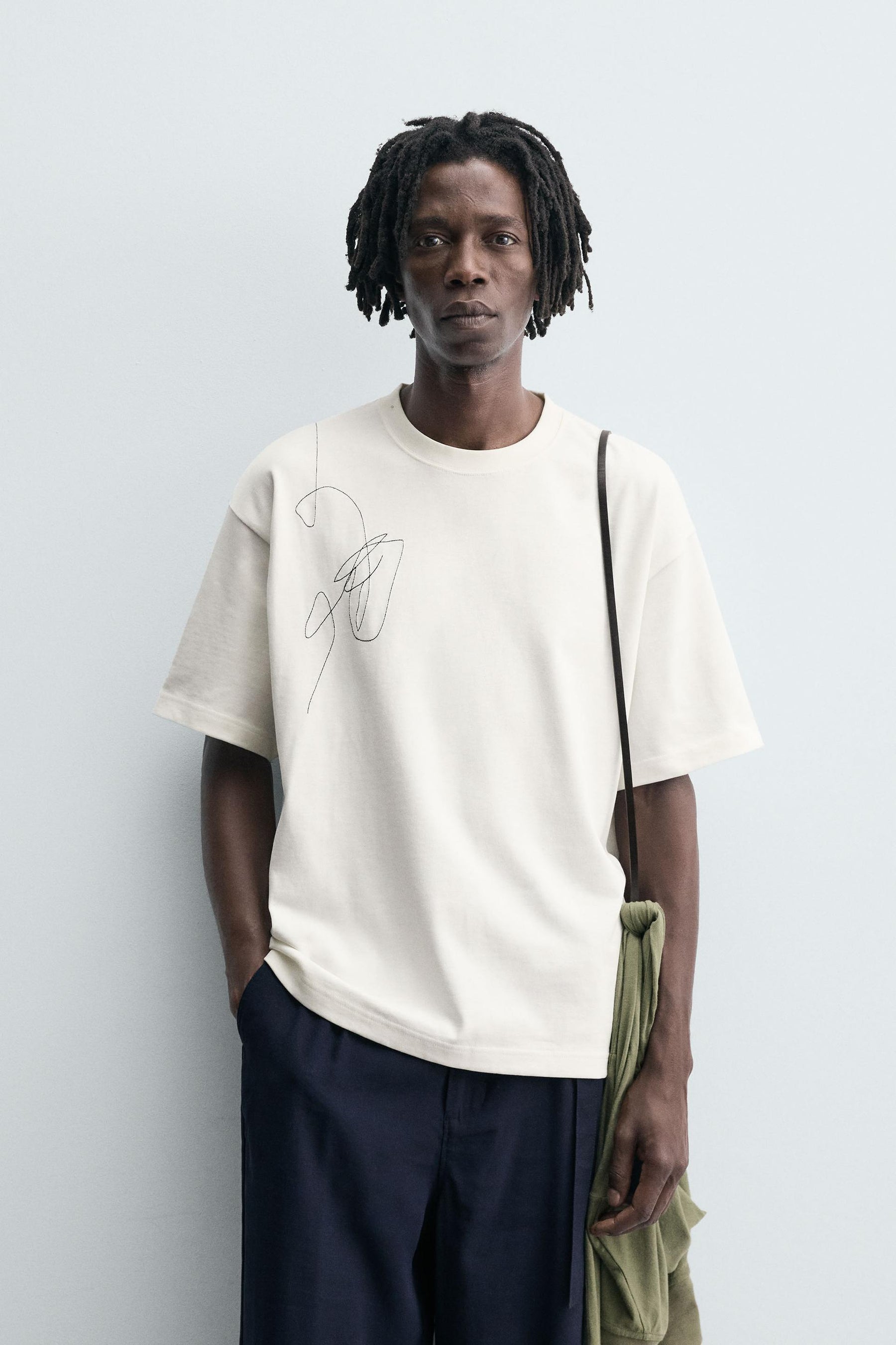 T-SHIRT WITH PHOTOGRAPHIC PRINT AND EMBROIDERY - Image 2