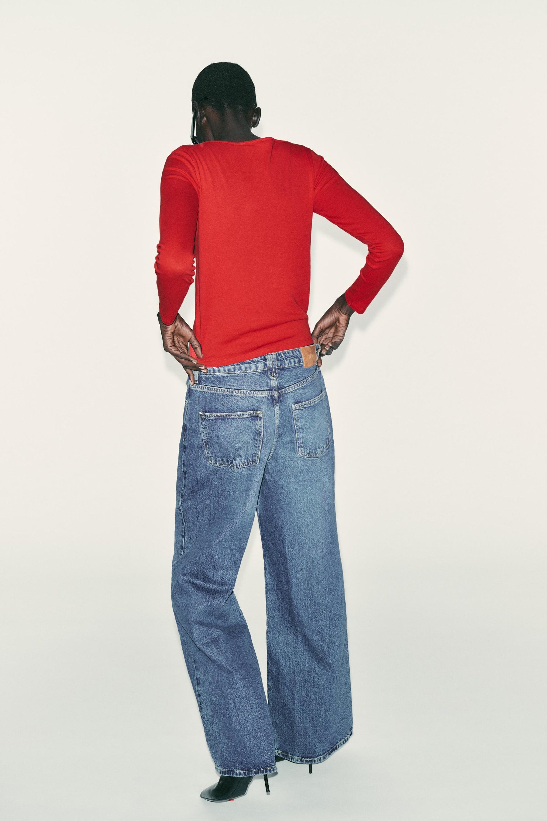 Baumwollhemd mit U-Boot-Ausschnitt