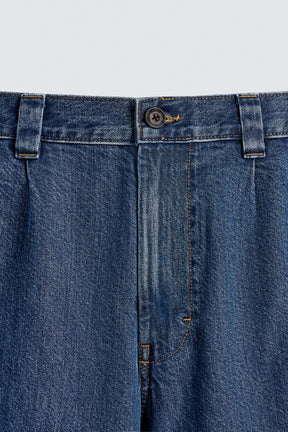 PLEATED RELAXED FIT DENIM BERMUDA SHORTS - Image 10