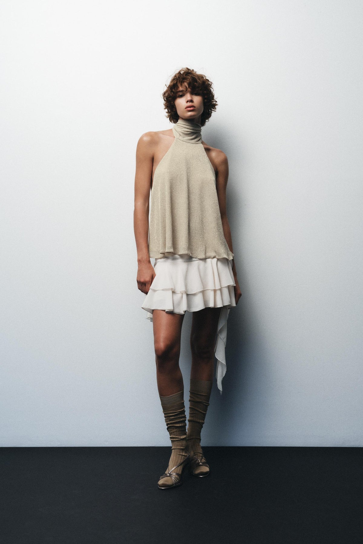 METALLISCHES HALTER-TOP