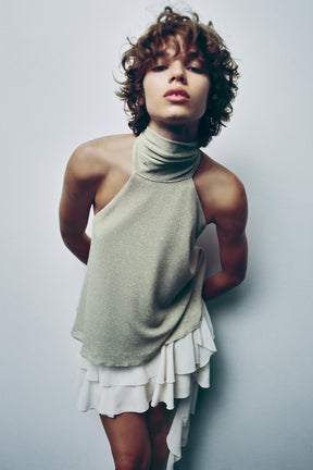 METALLISCHES HALTER-TOP