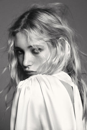 Satinhemd mit Schleife