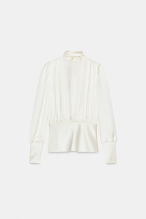 Satinhemd mit Schleife