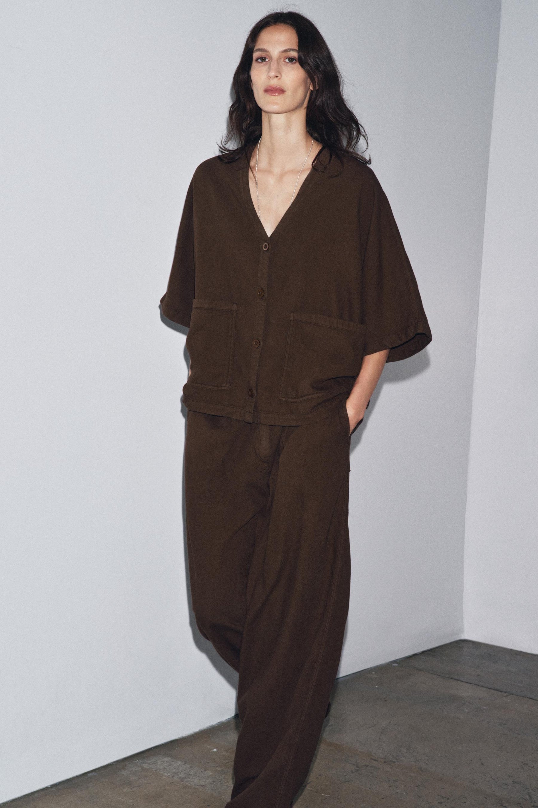 Kollektion lässiger Hemden