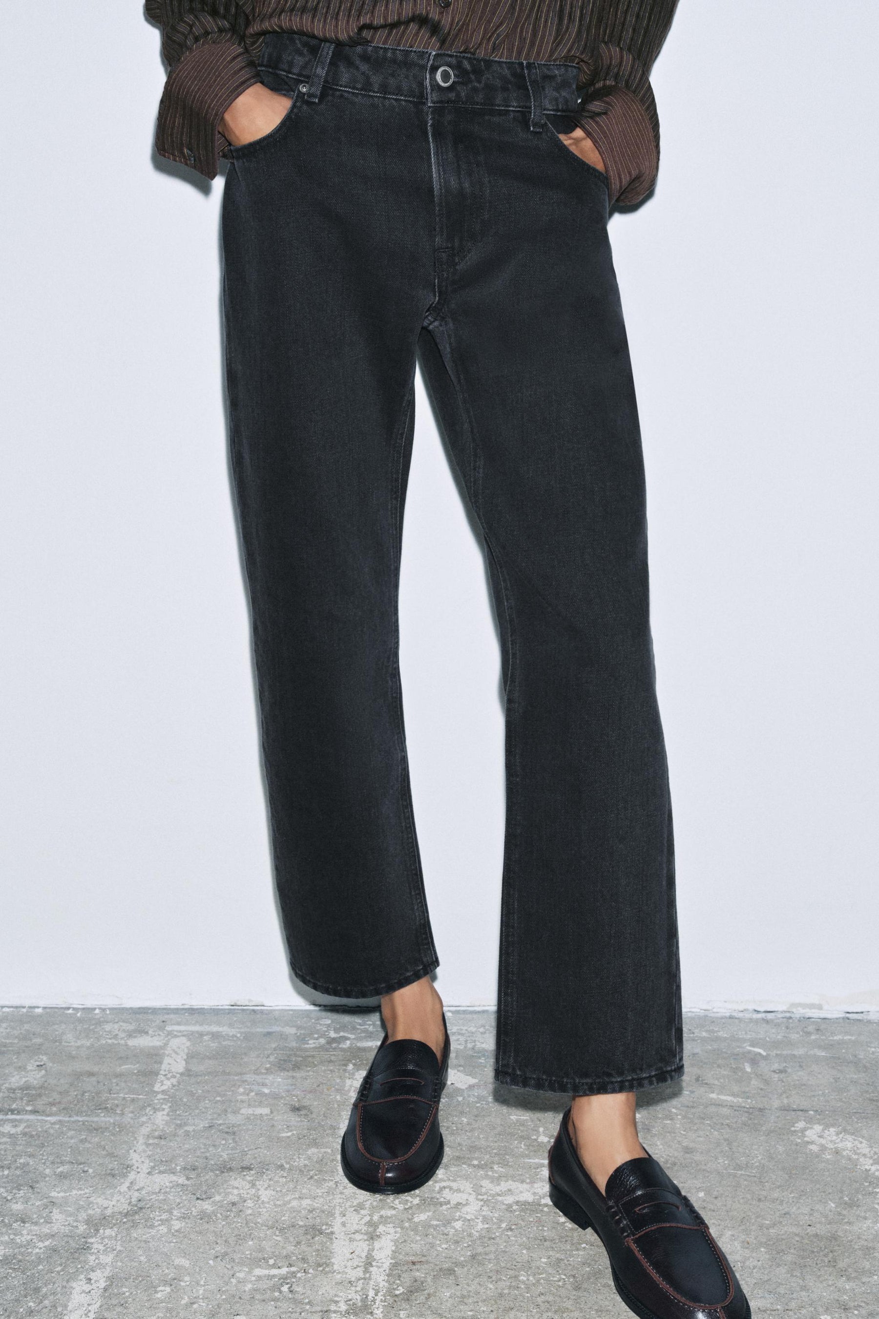 Zigarettenjeans mit mittelhohem Bund