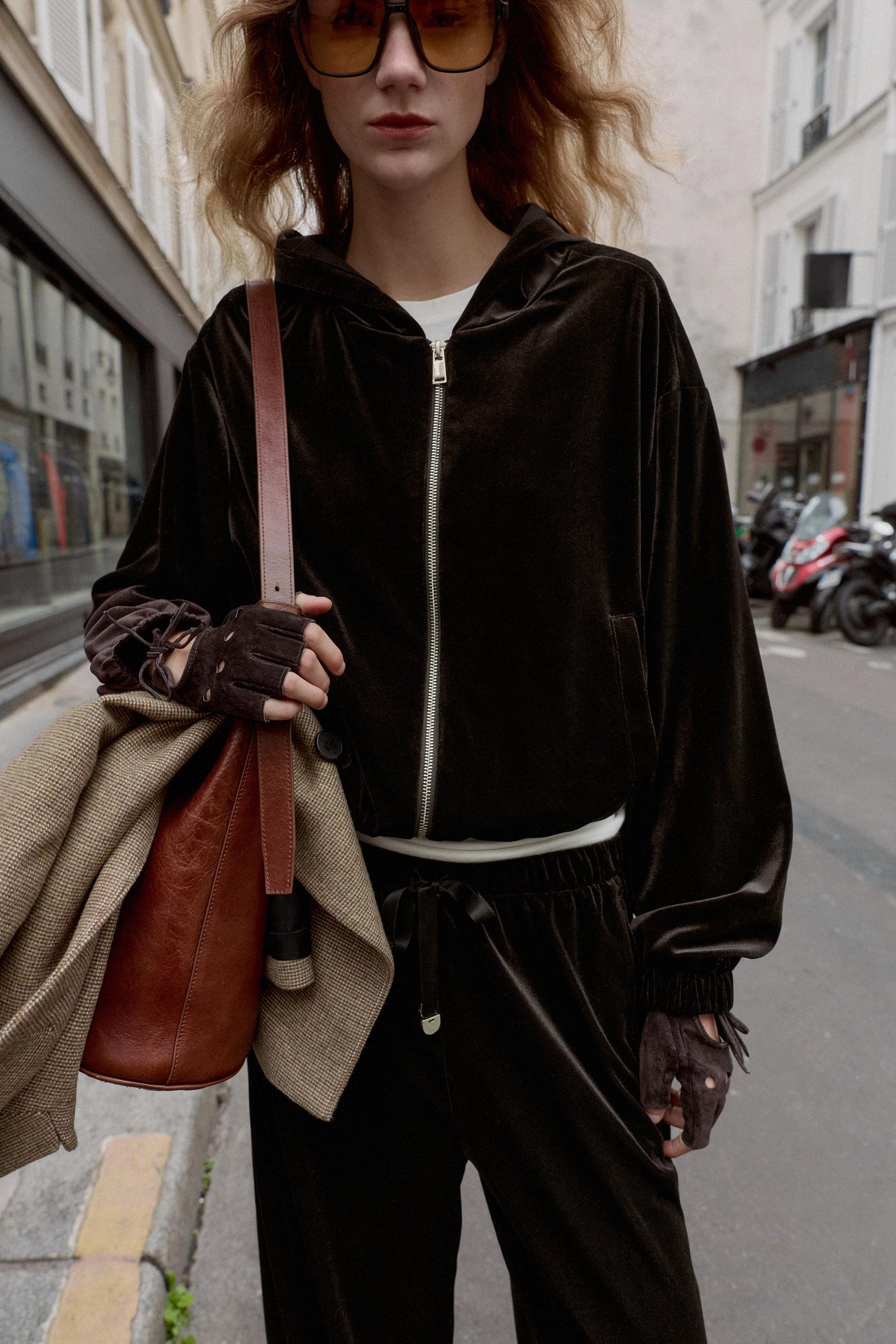 VELVET HOODIE JACKET - Image 2