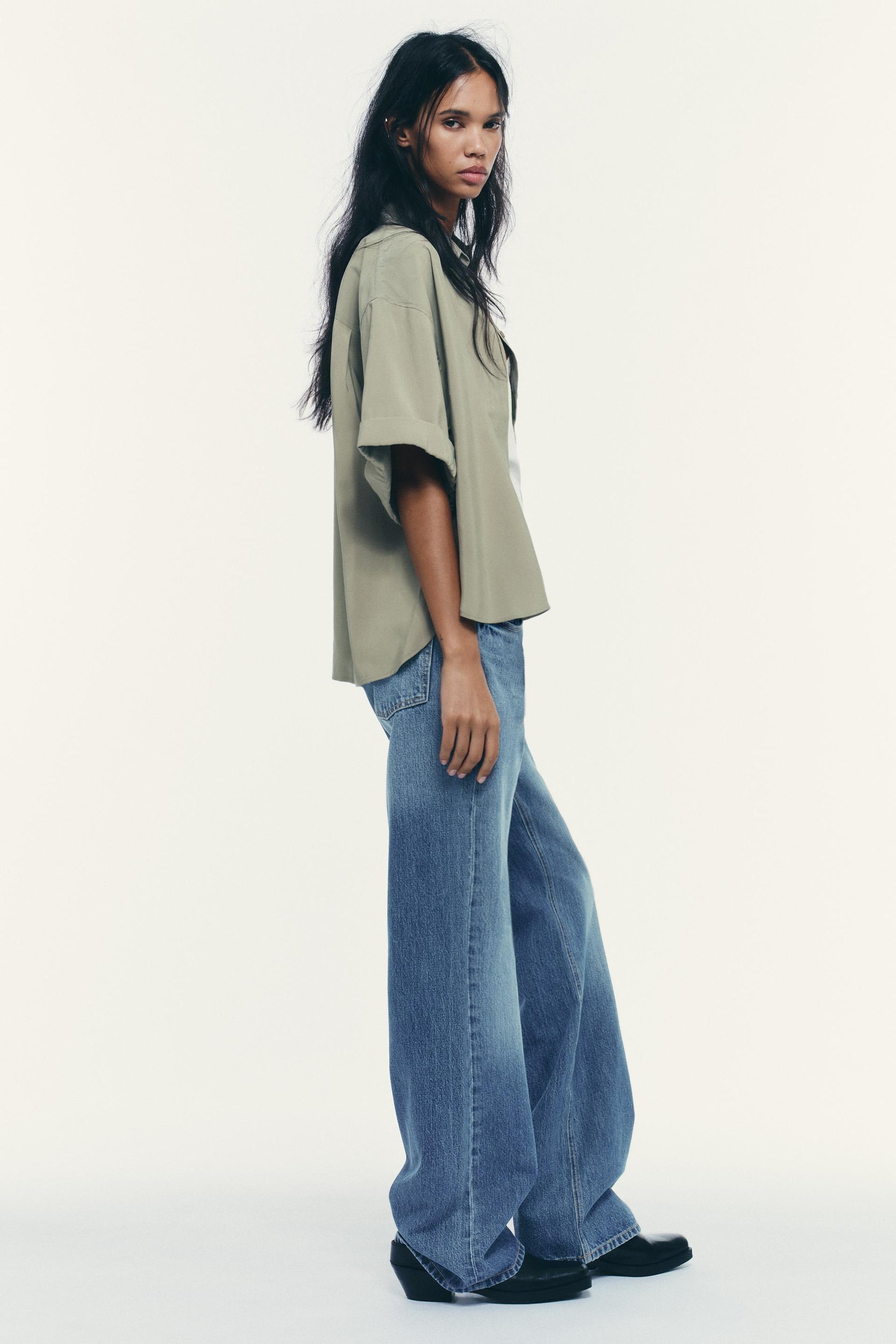 Fließendes Kurzarmhemd