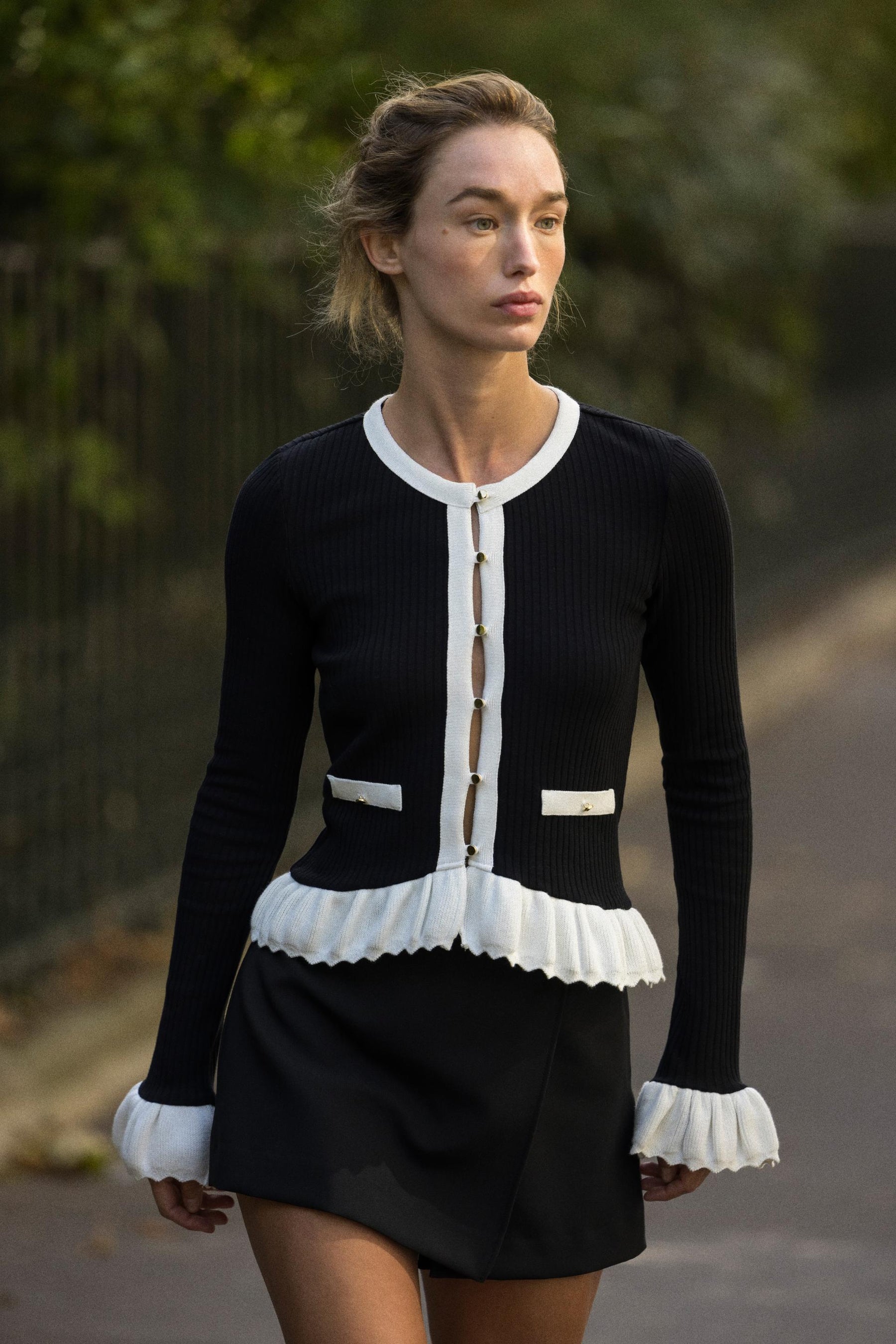 Kontrastfarbener Strickcardigan