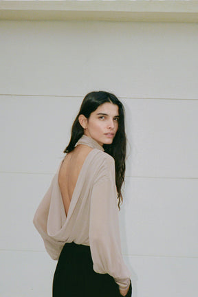 Georgette-Body mit Details