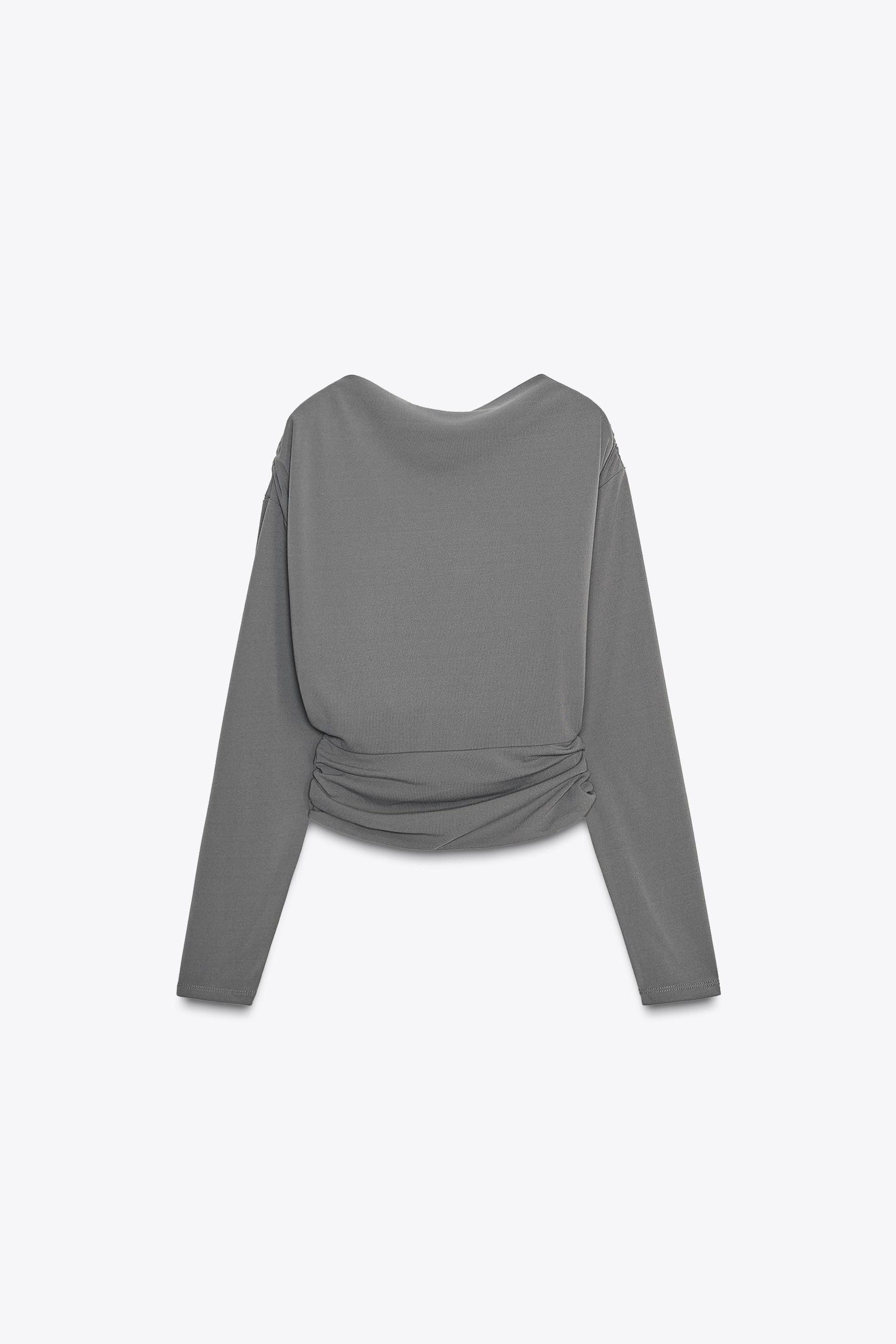 Top mit drapiertem Rücken