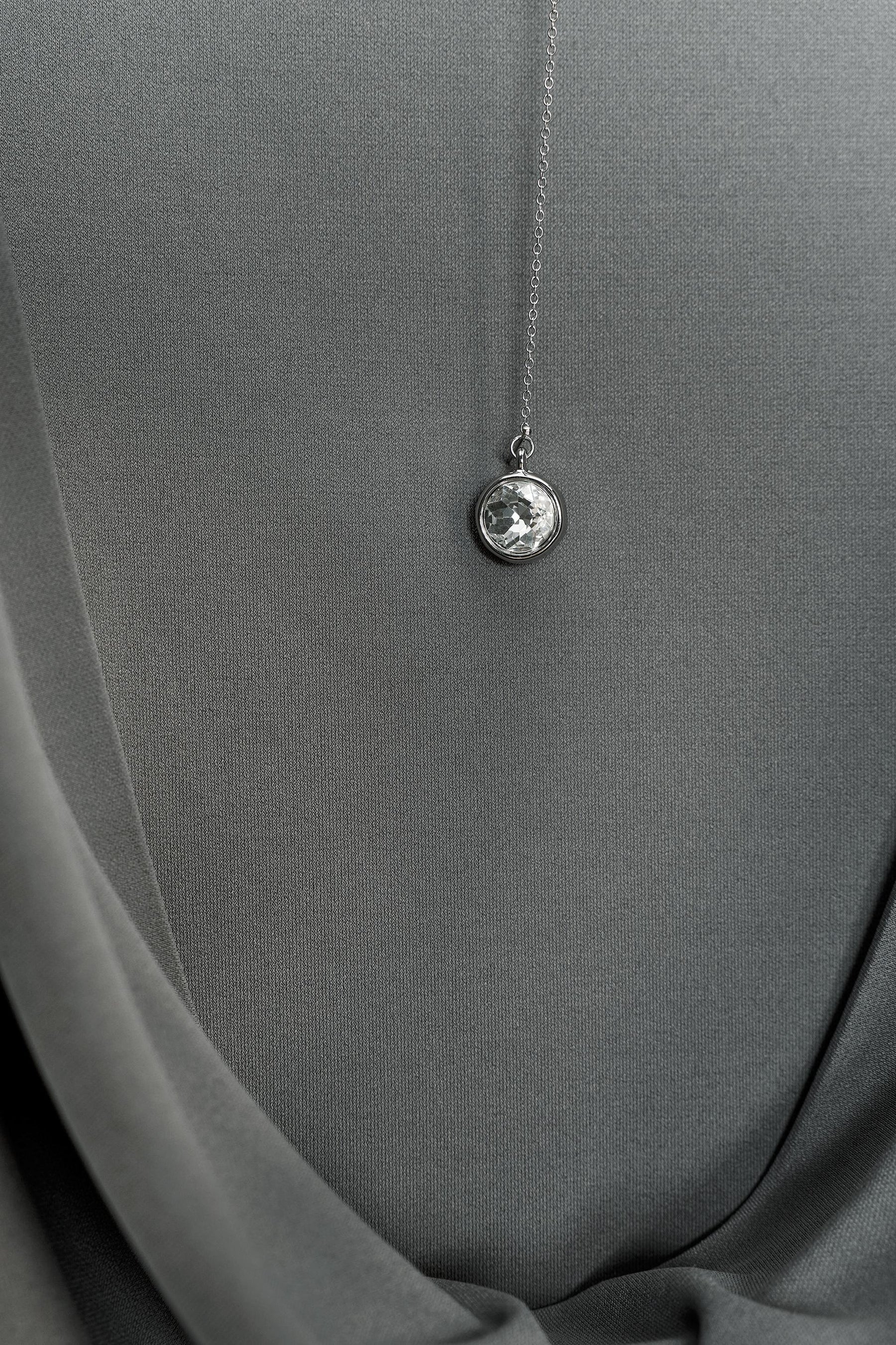 Top mit drapiertem Rücken