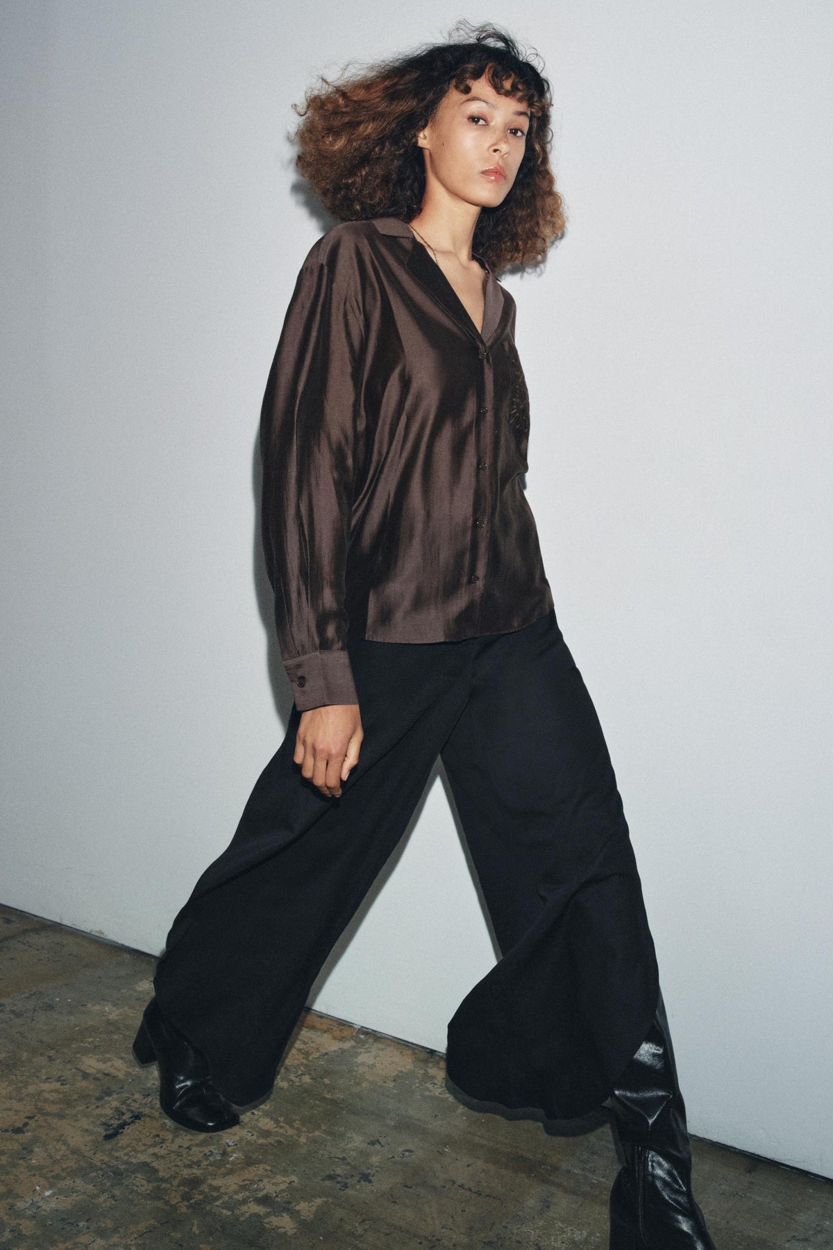 Hemd mit bestickter Tasche