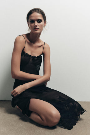 Georgette-Rock mit Blumenmuster