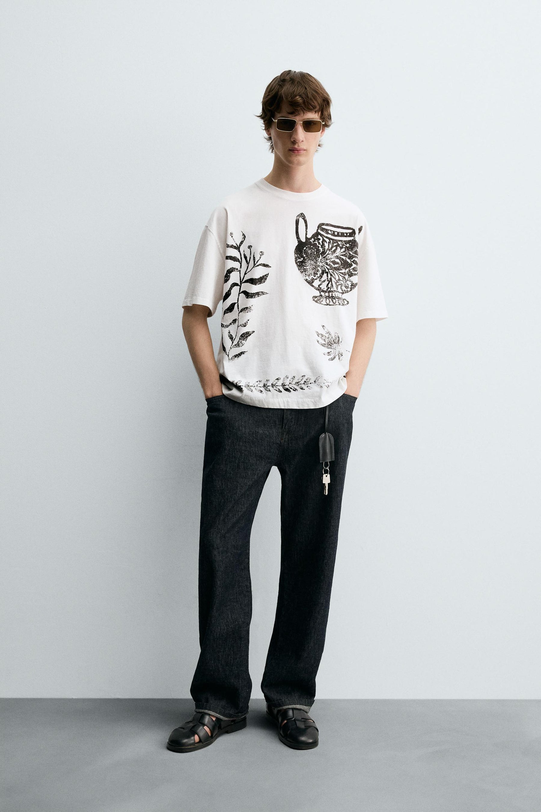 CONTRAST PRINT T-SHIRT - Image 1