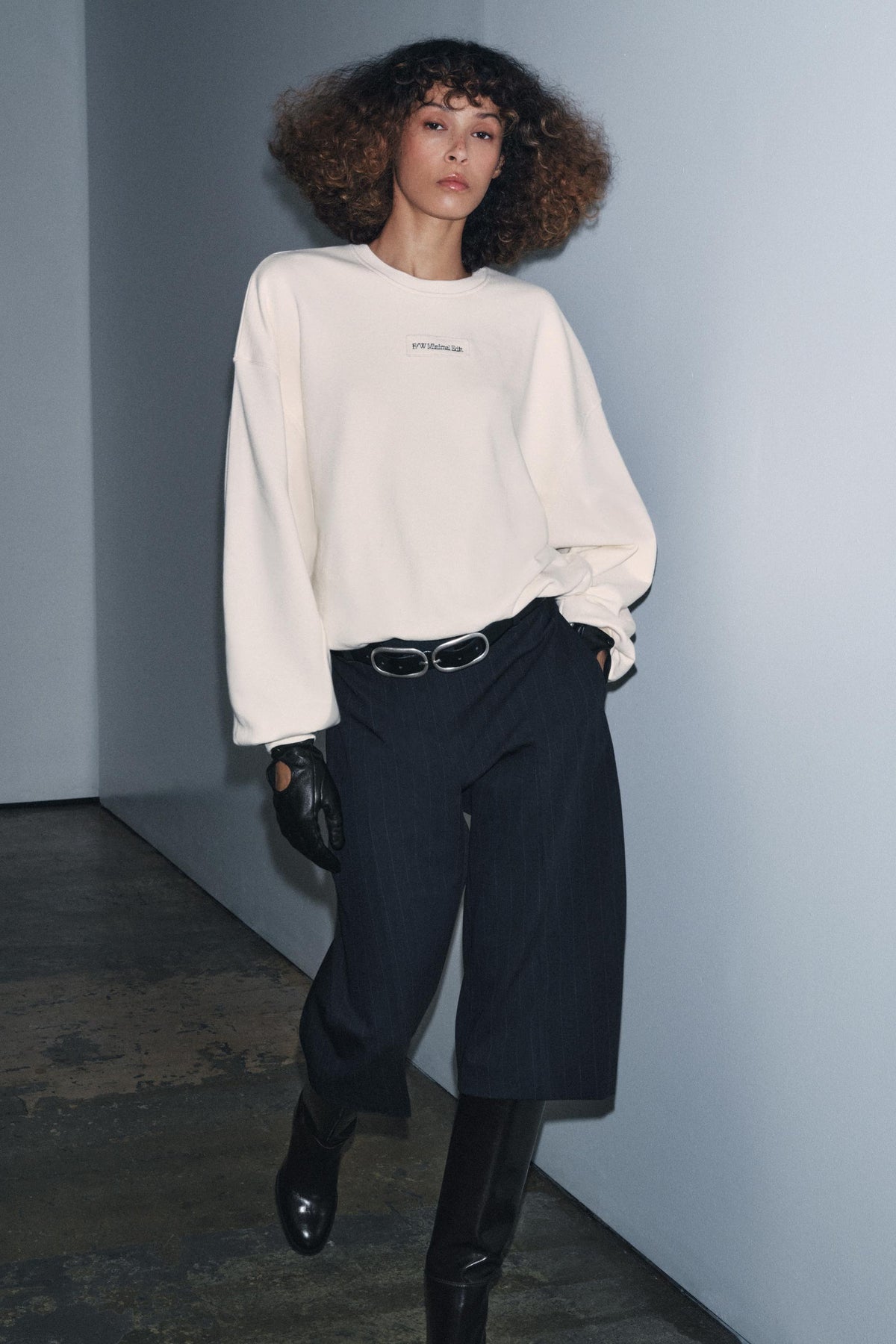 Sweatshirt mit besticktem Slogan