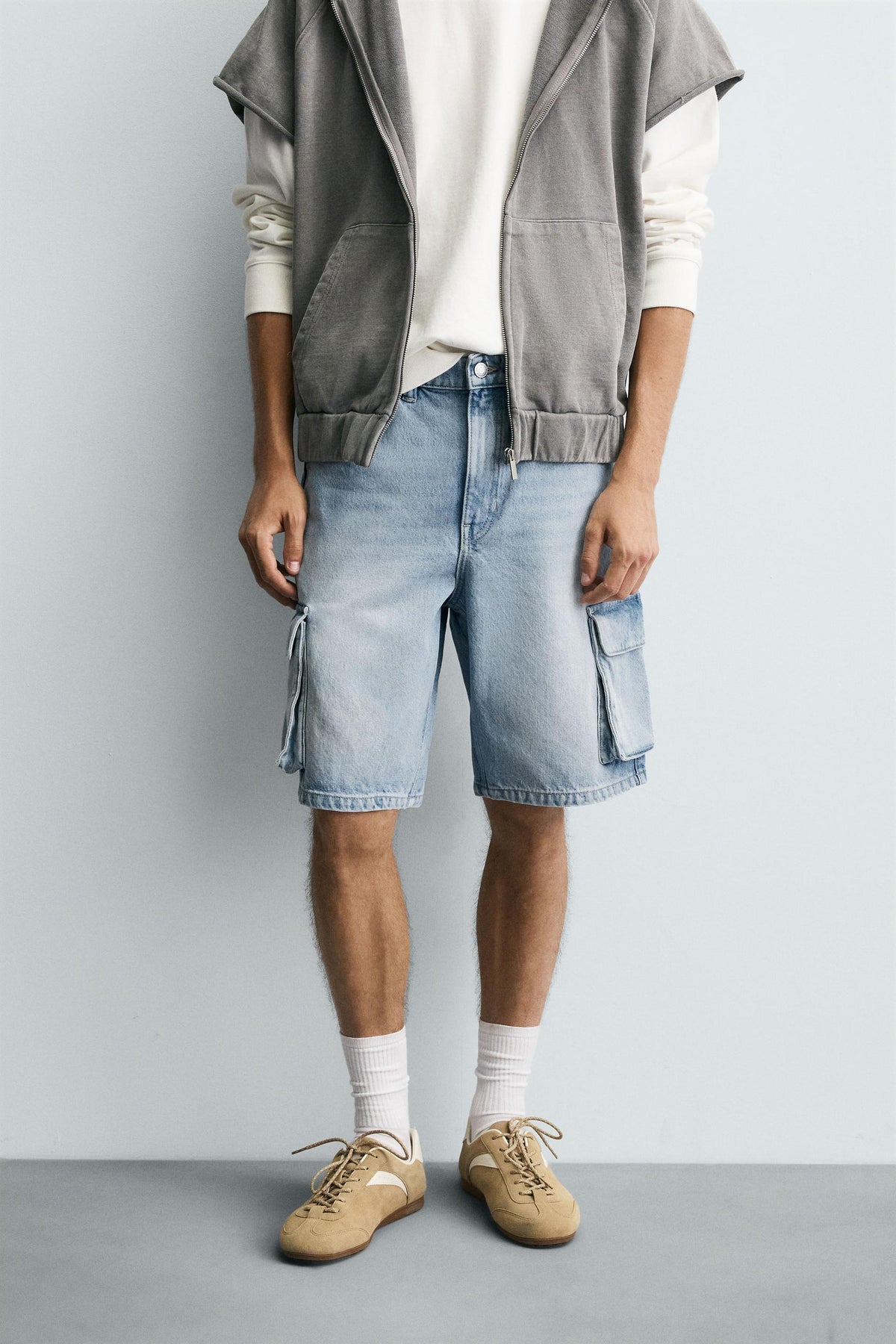 DENIM CARGO BERMUDA SHORTS - Image 2