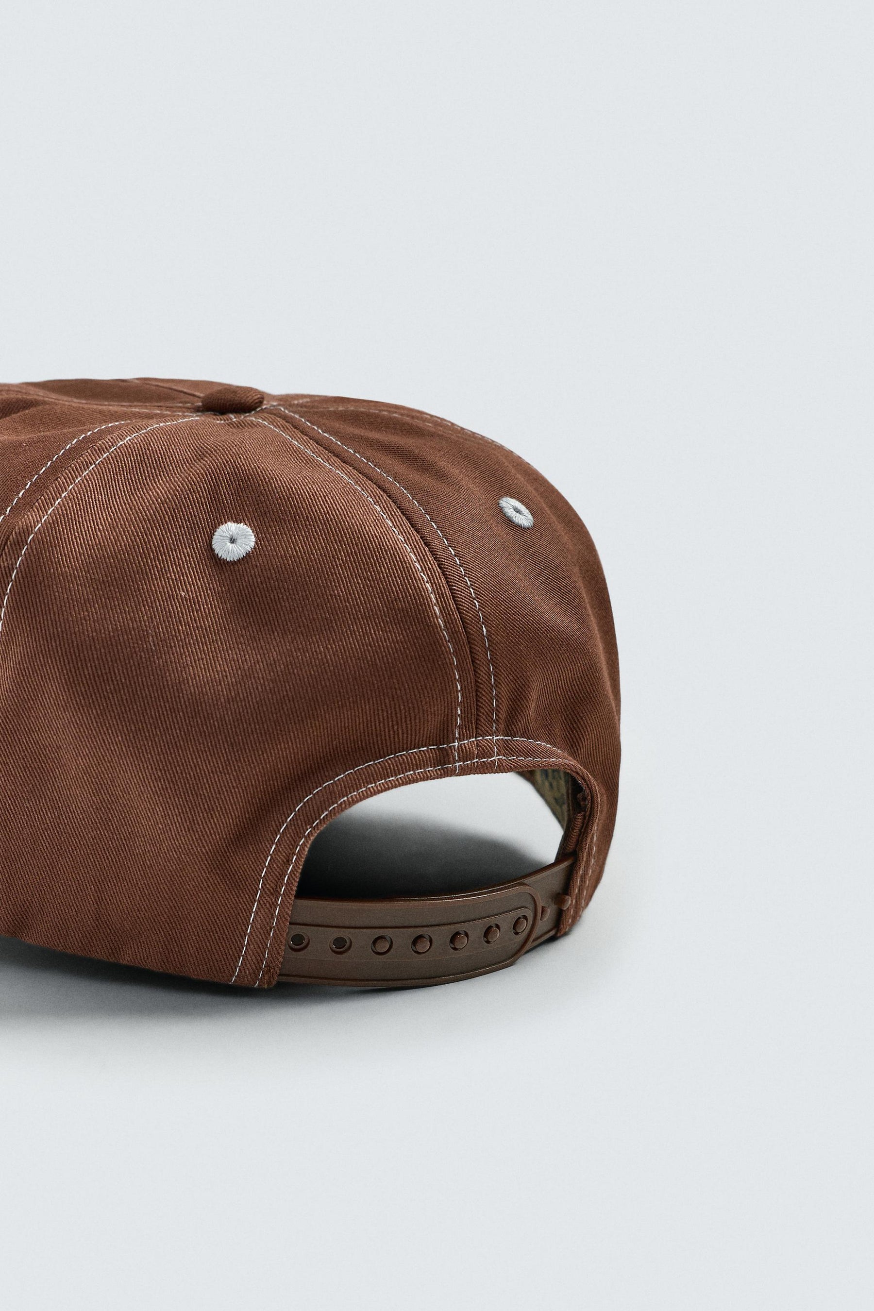 PETER PAN TEXT CAP HARRY LAMBERT FOR X DISNEY - Image 7