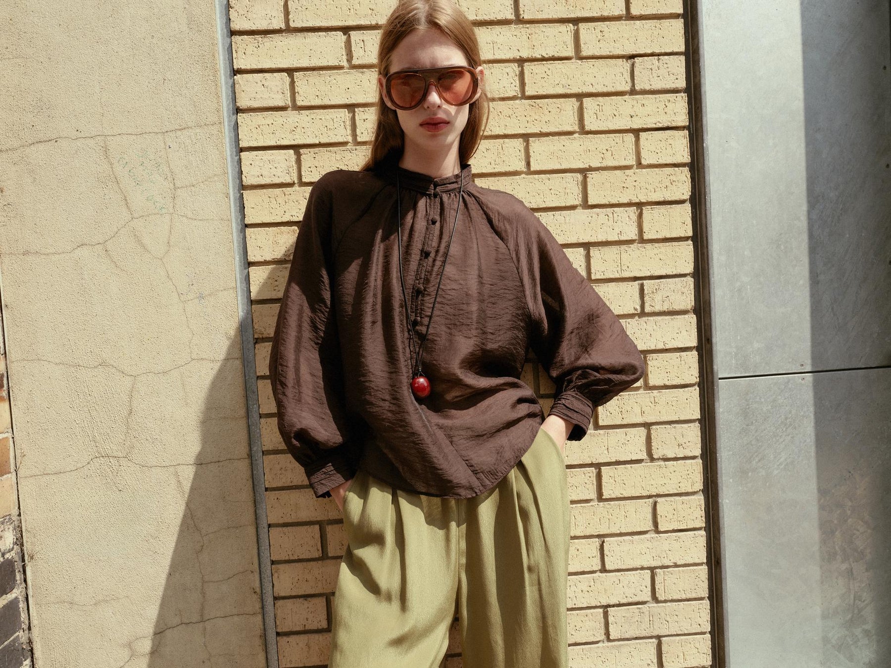 Transparente Bluse mit Puffärmeln