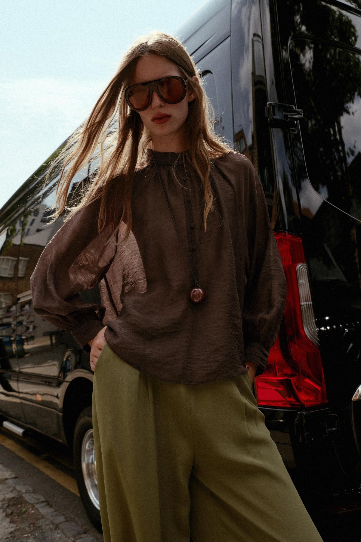 Transparente Bluse mit Puffärmeln