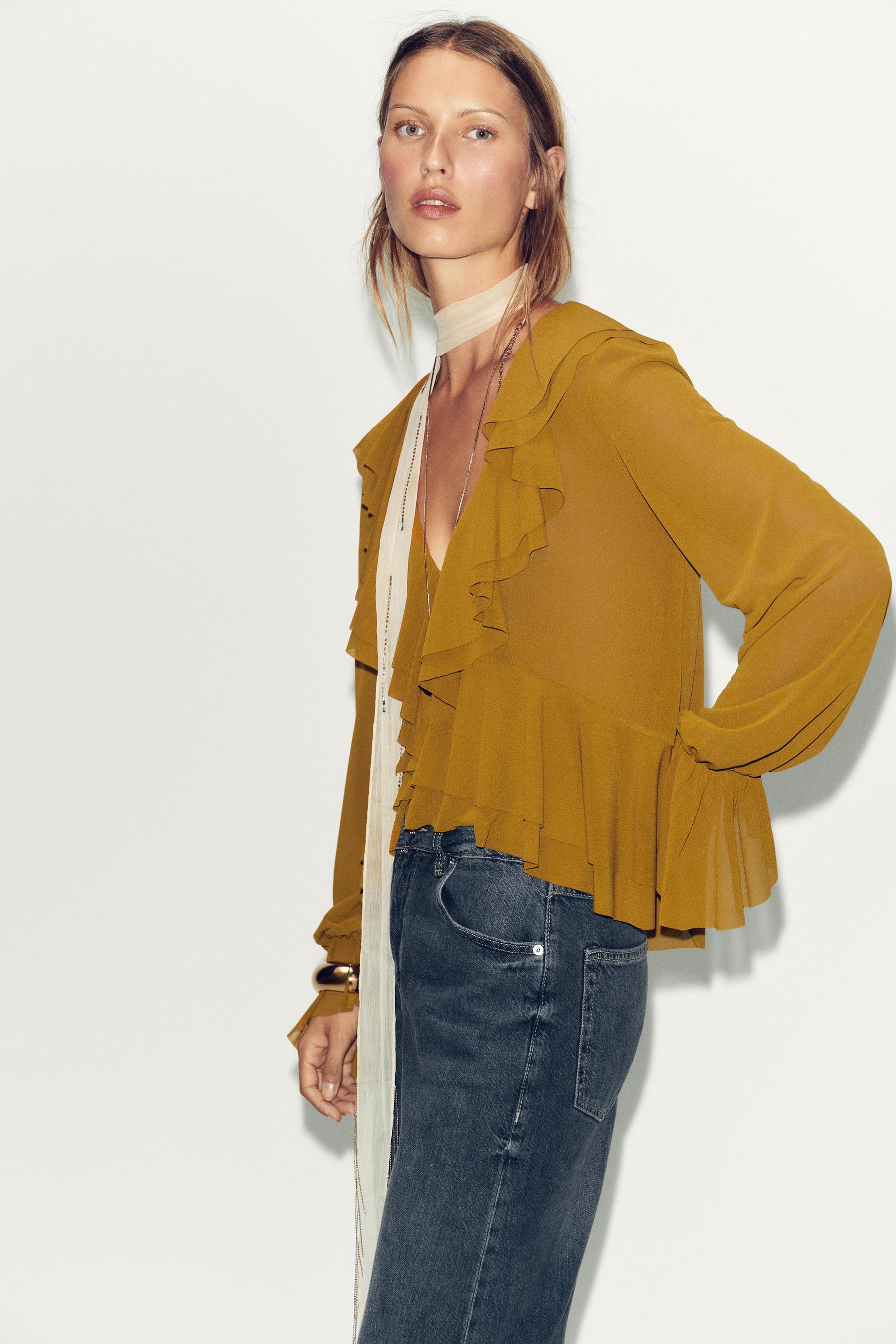 Gerüschte, fließende Bluse