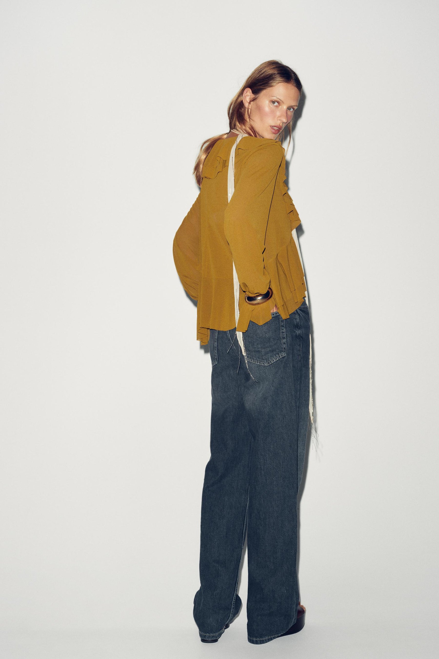 Gerüschte, fließende Bluse