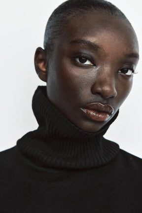 Weiches Hemd mit hohem Kragen