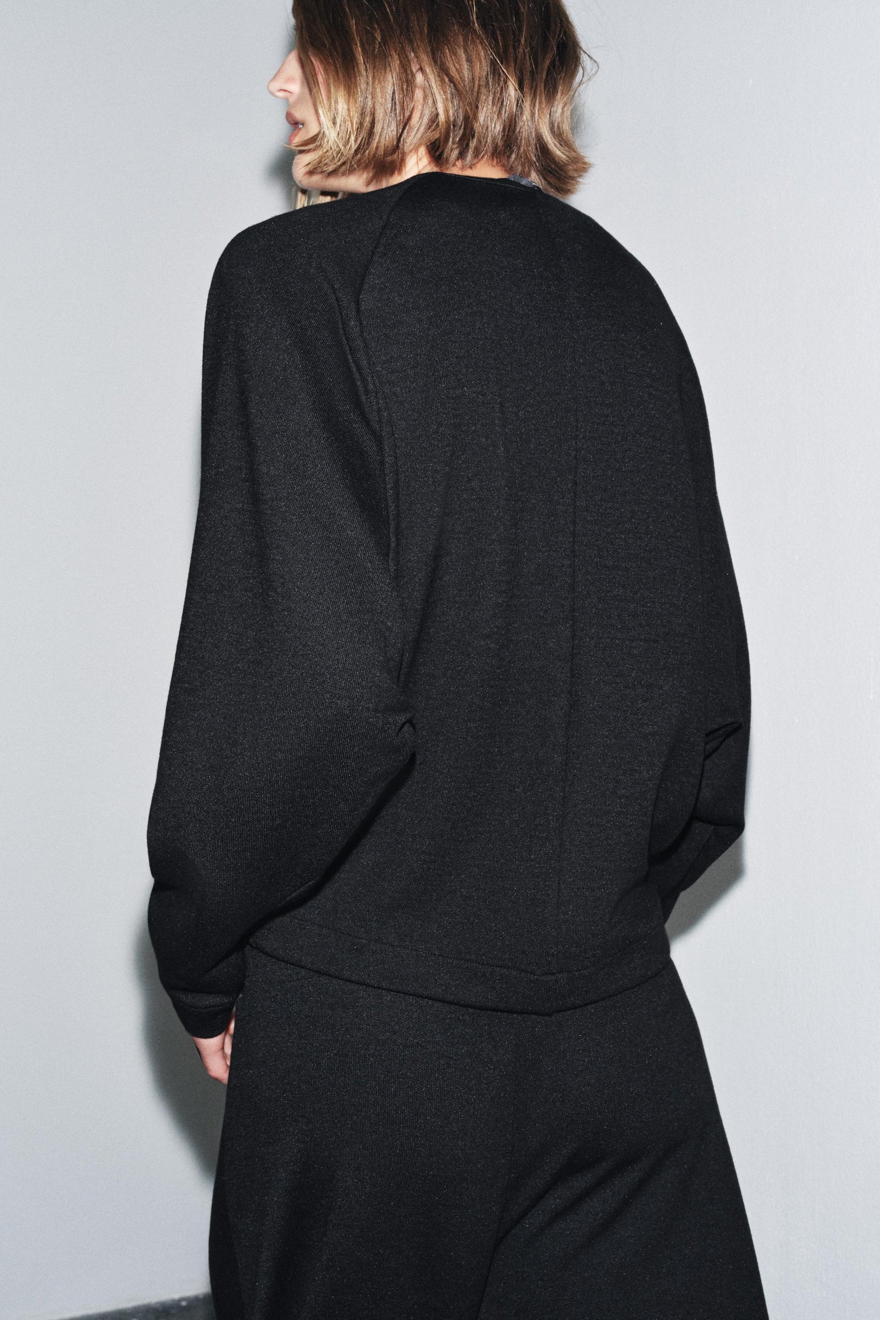 ZIP-UP JACKET - Image 4