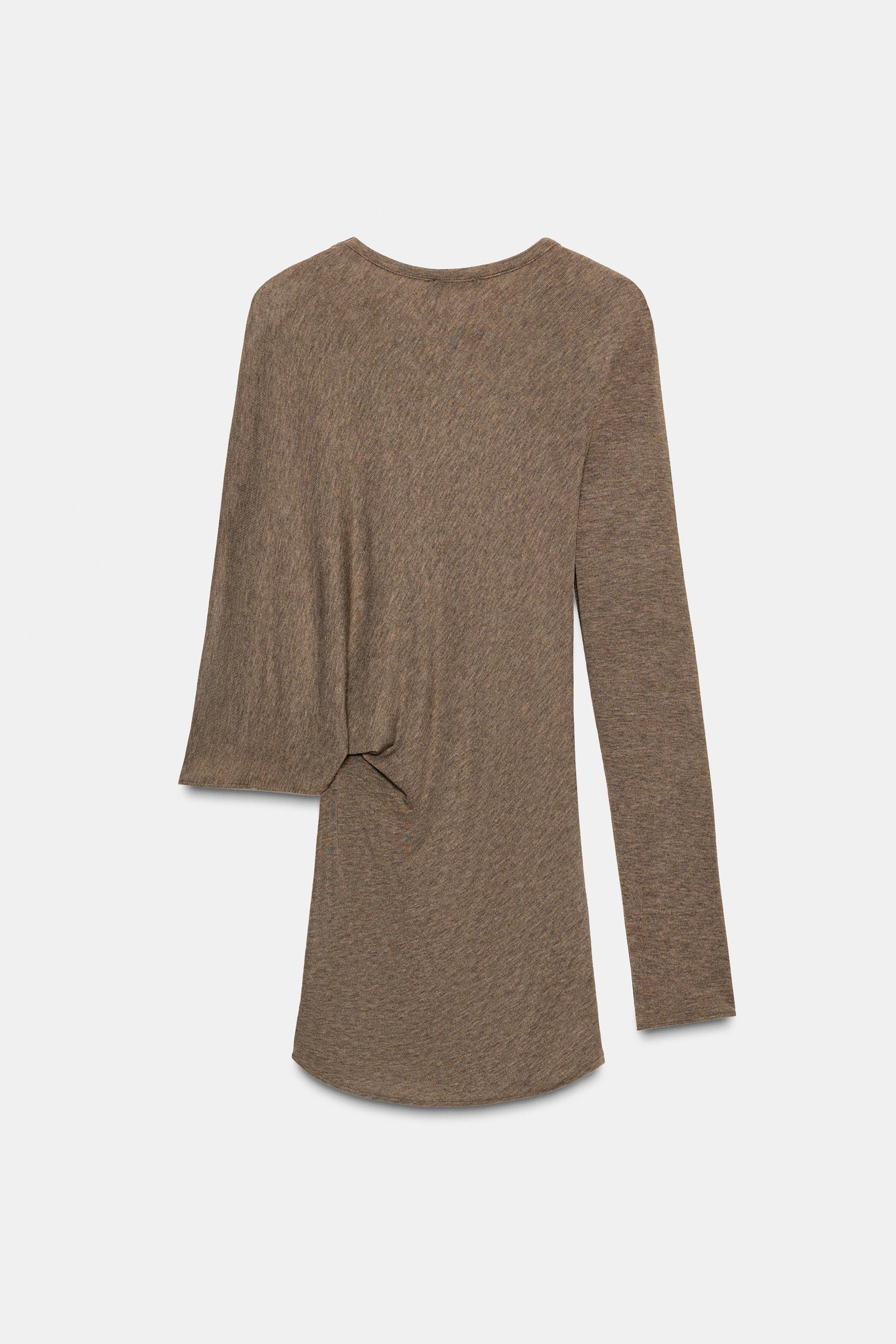 ASYMMETRISCHES CAPE-TOP