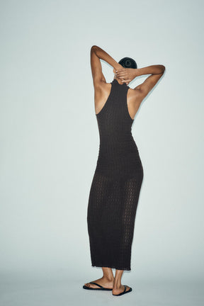 Strukturiertes Neckholderkleid