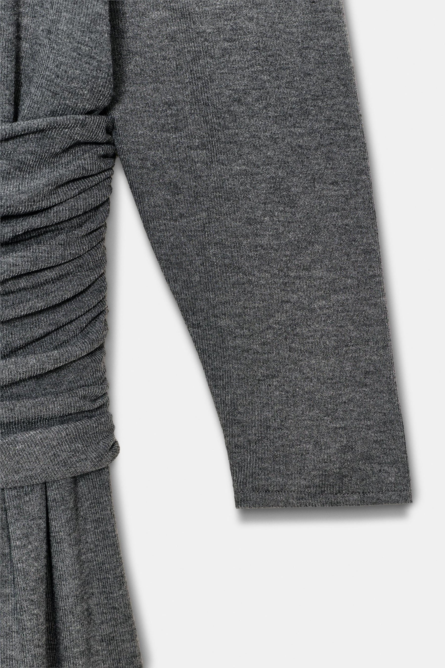 Kleid mit weichem Bund