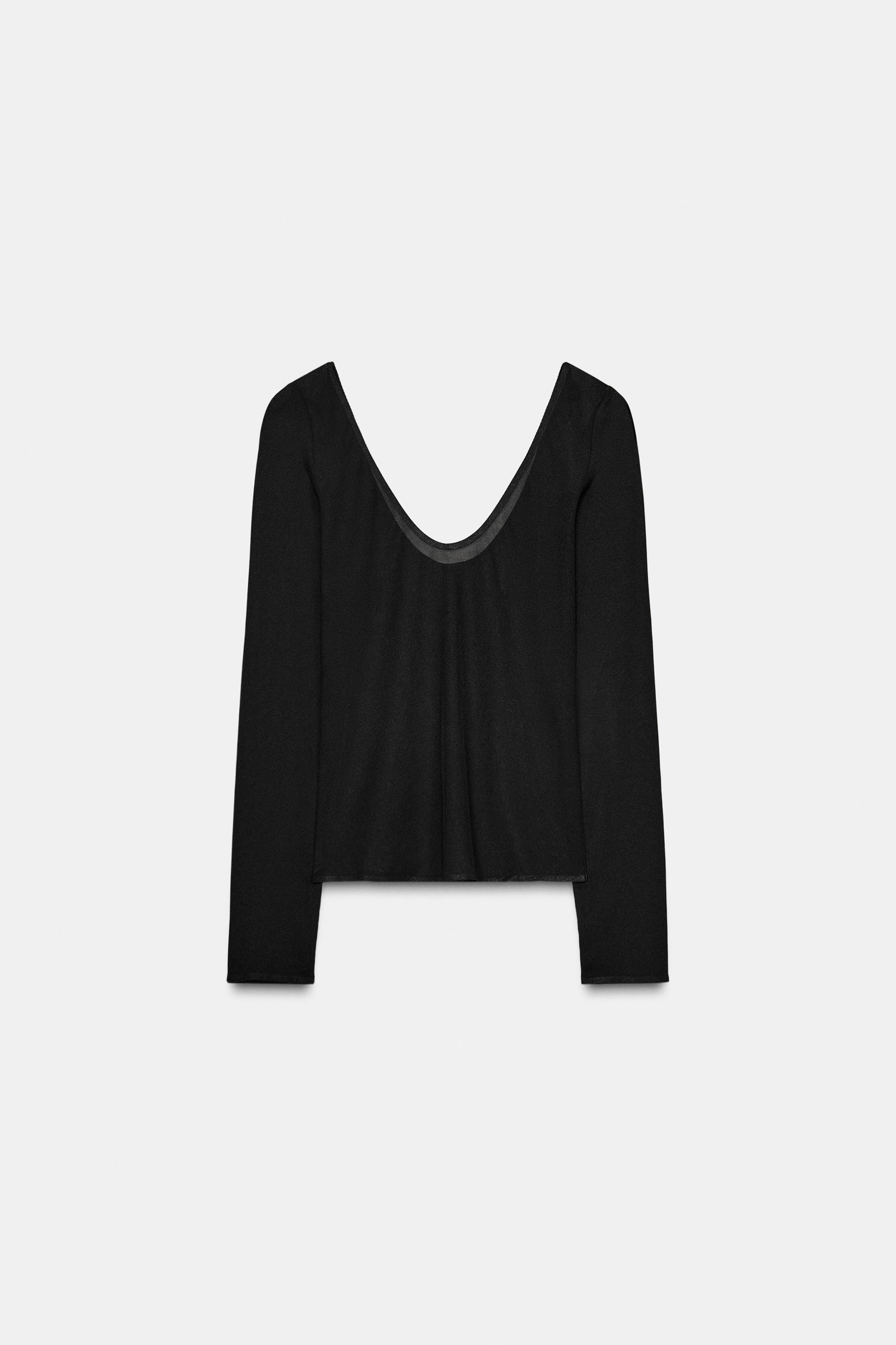 Langärmliges, halbtransparentes Top