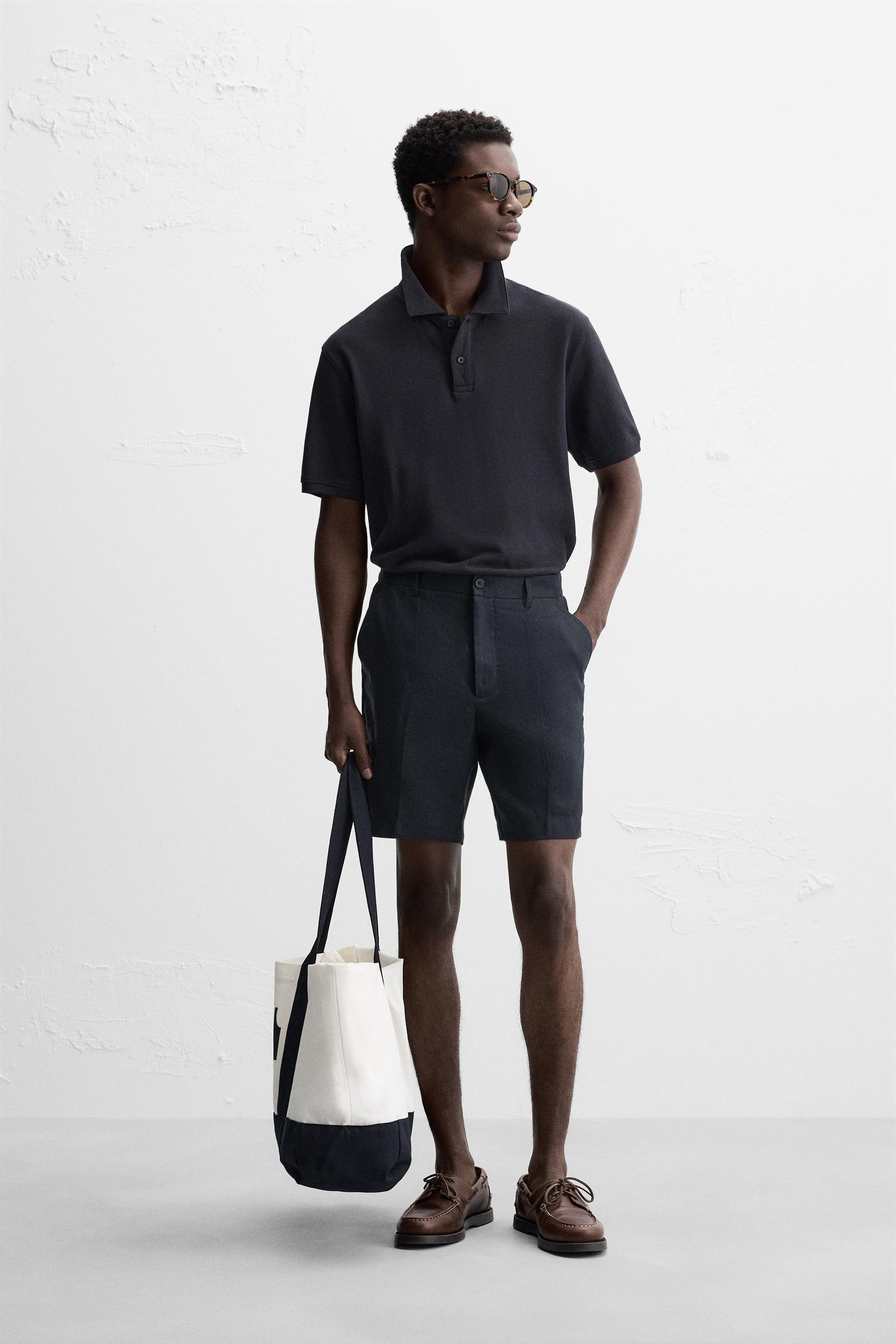 LINEN/COTTON BERMUDA SHORTS - Image 1