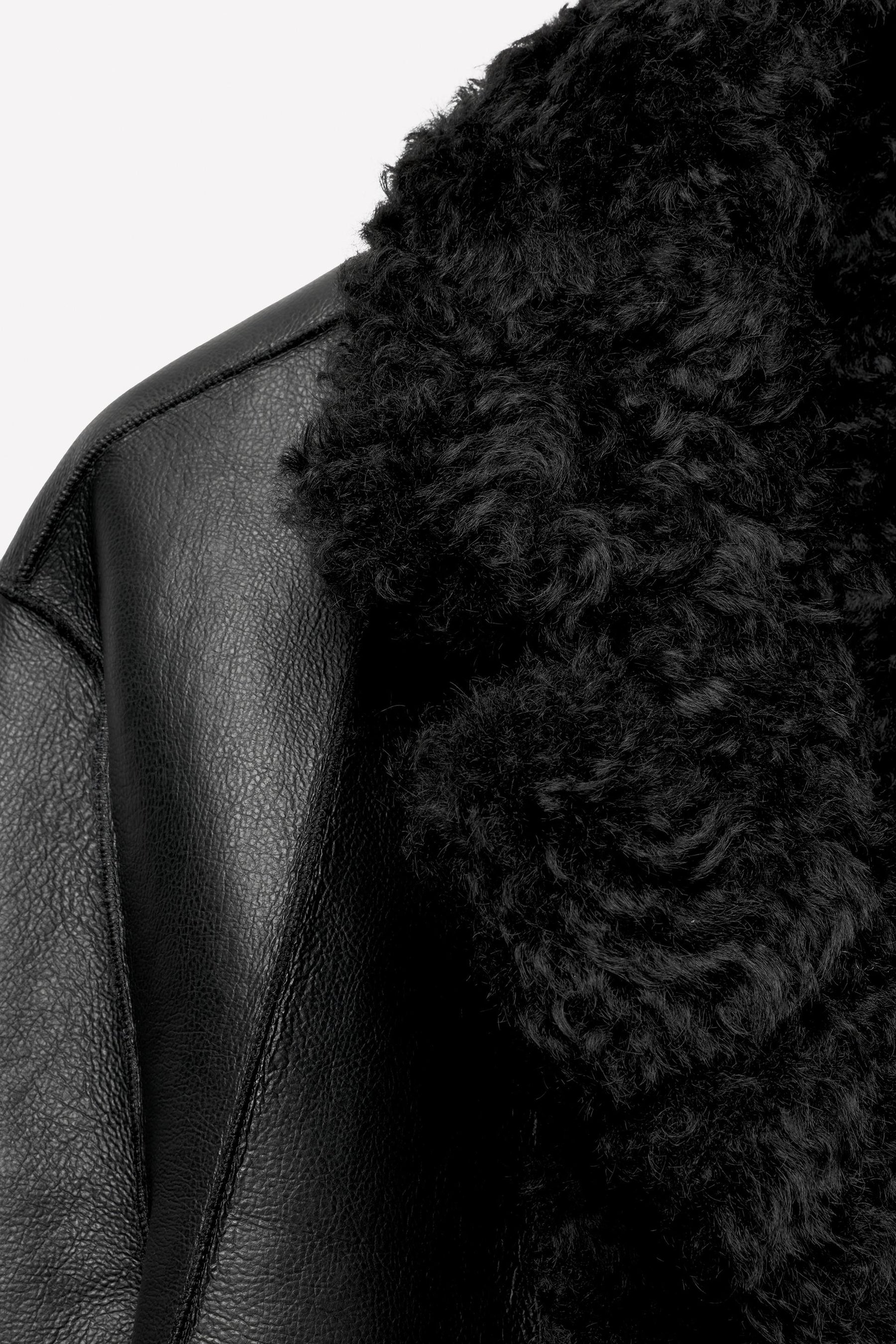 Wendejacke in Lederoptik