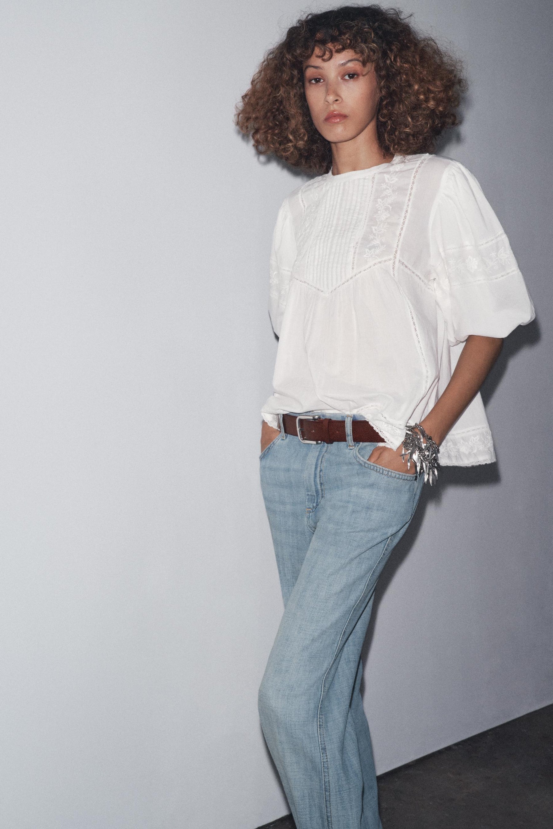 Bestickte romantische Bluse