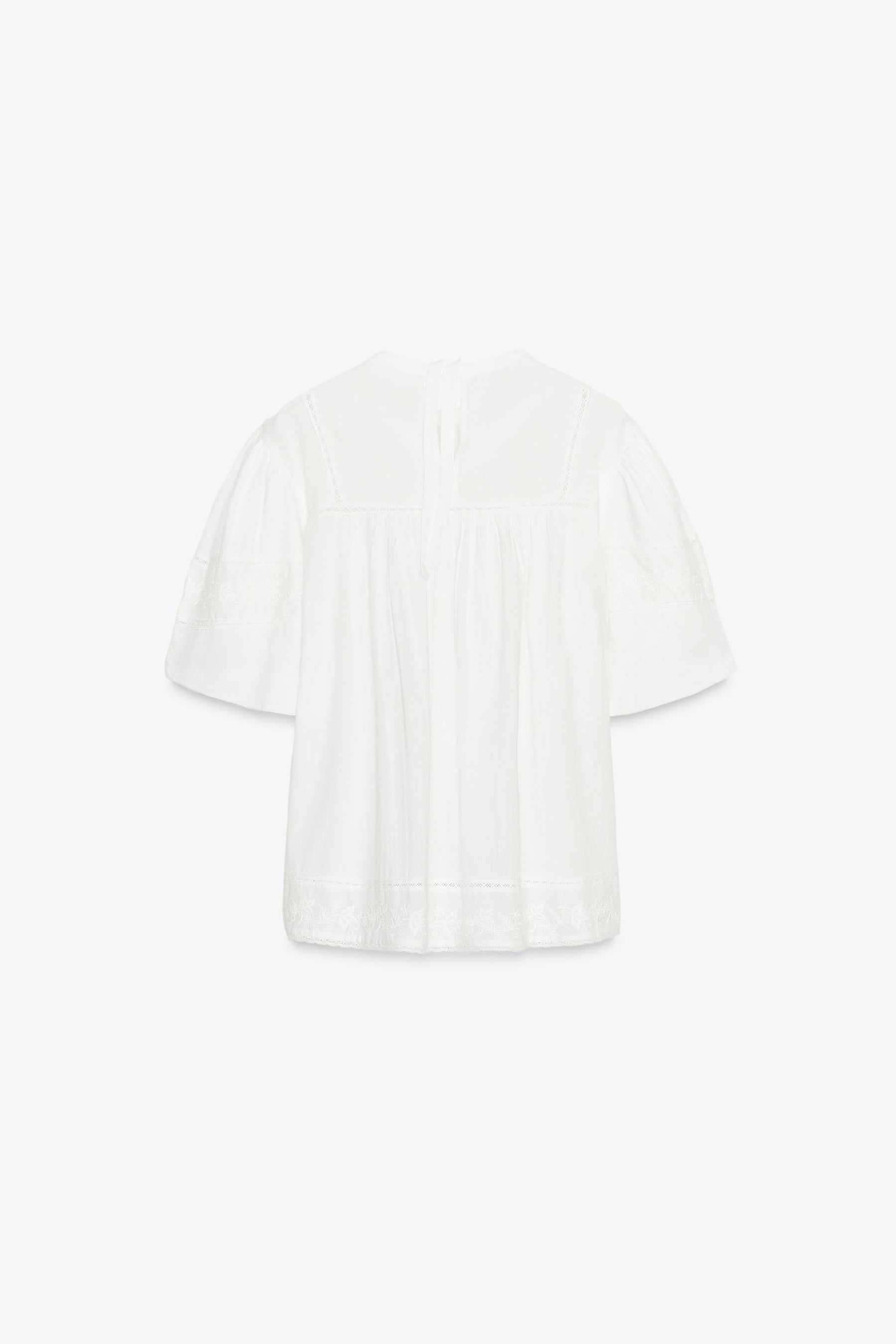 Bestickte romantische Bluse