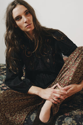 Bestickte romantische Bluse