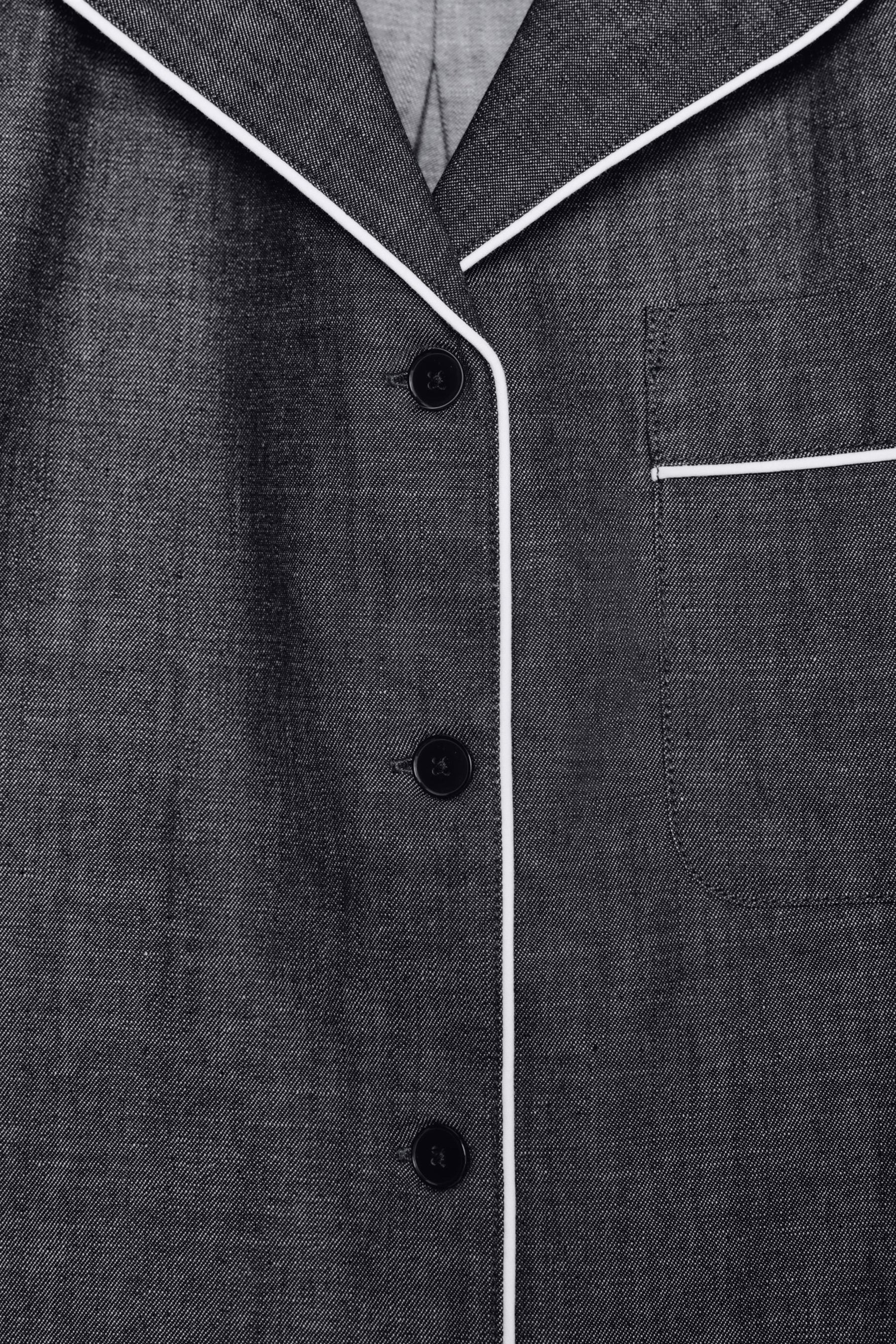 Jeanshemd mit Zierstreifen