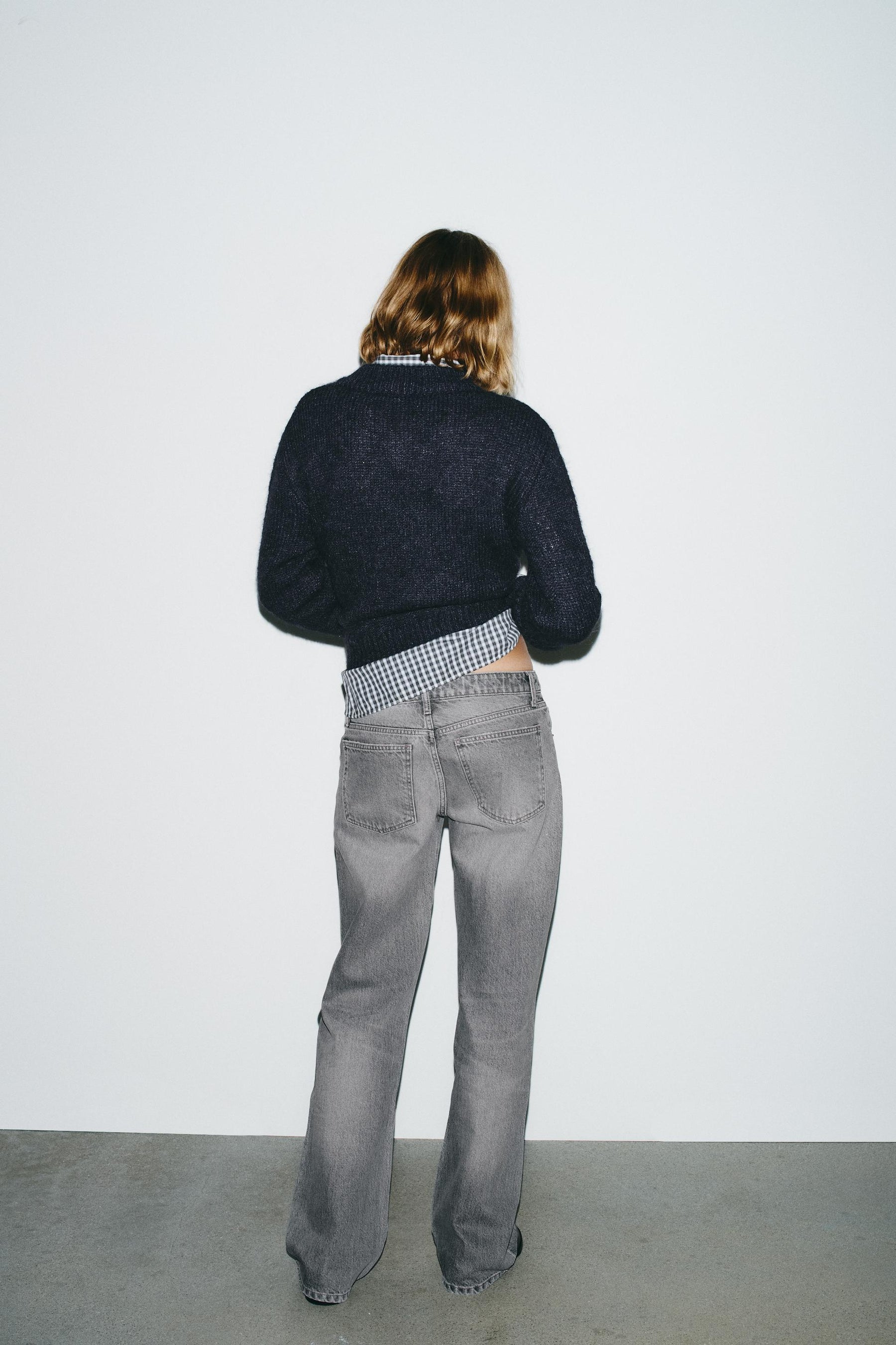 Weit geschnittene, tief sitzende Jeans