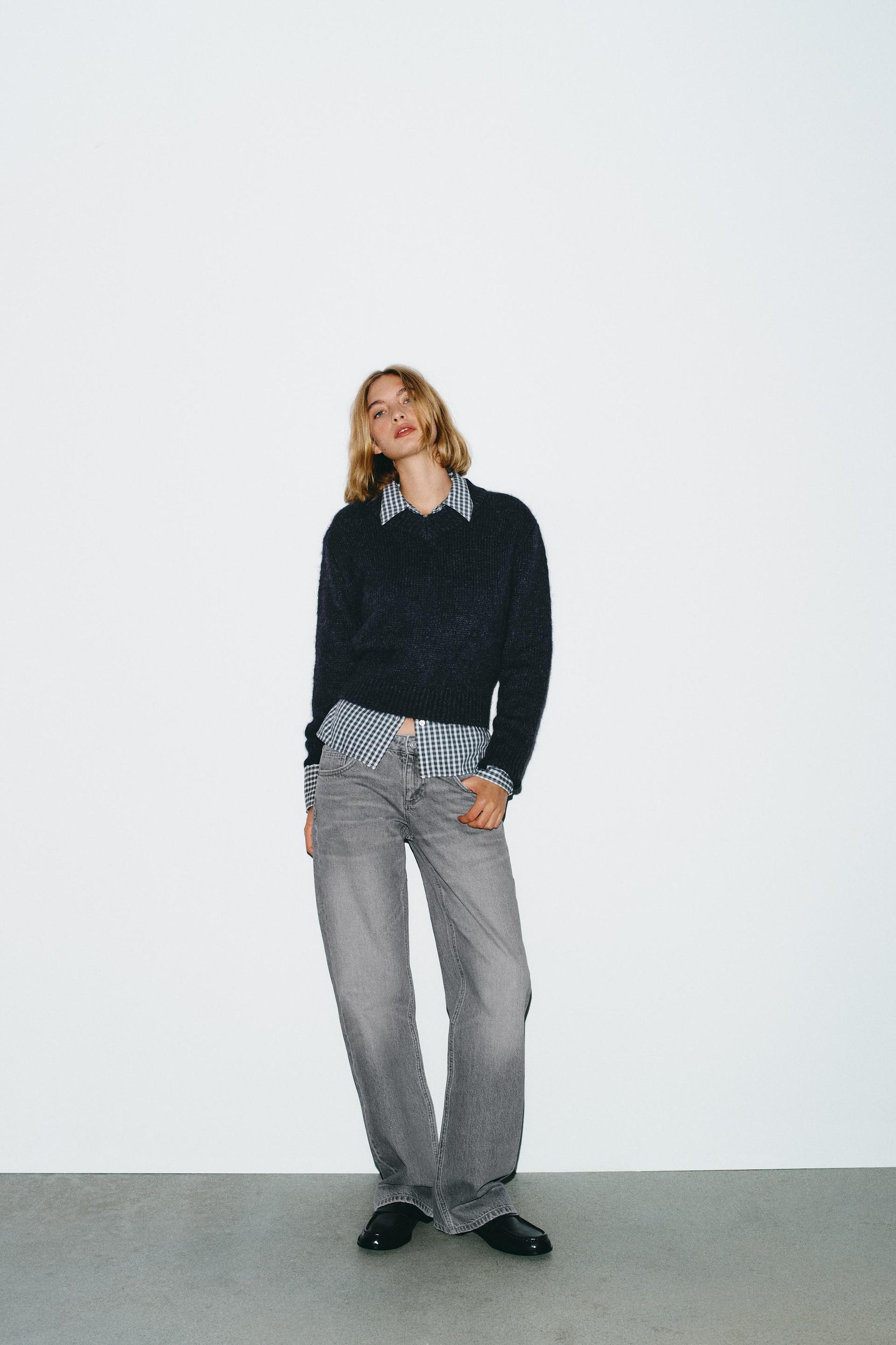 Weit geschnittene, tief sitzende Jeans