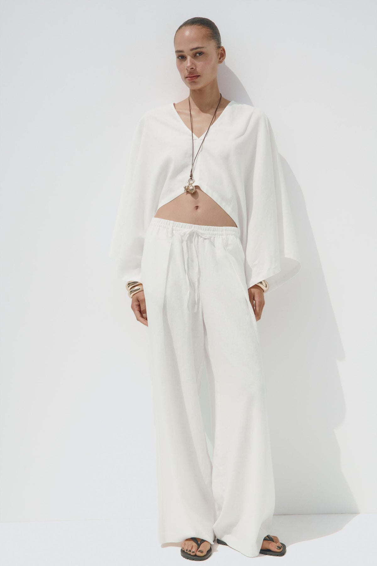 Asymmetrischer Kimono-Umhang