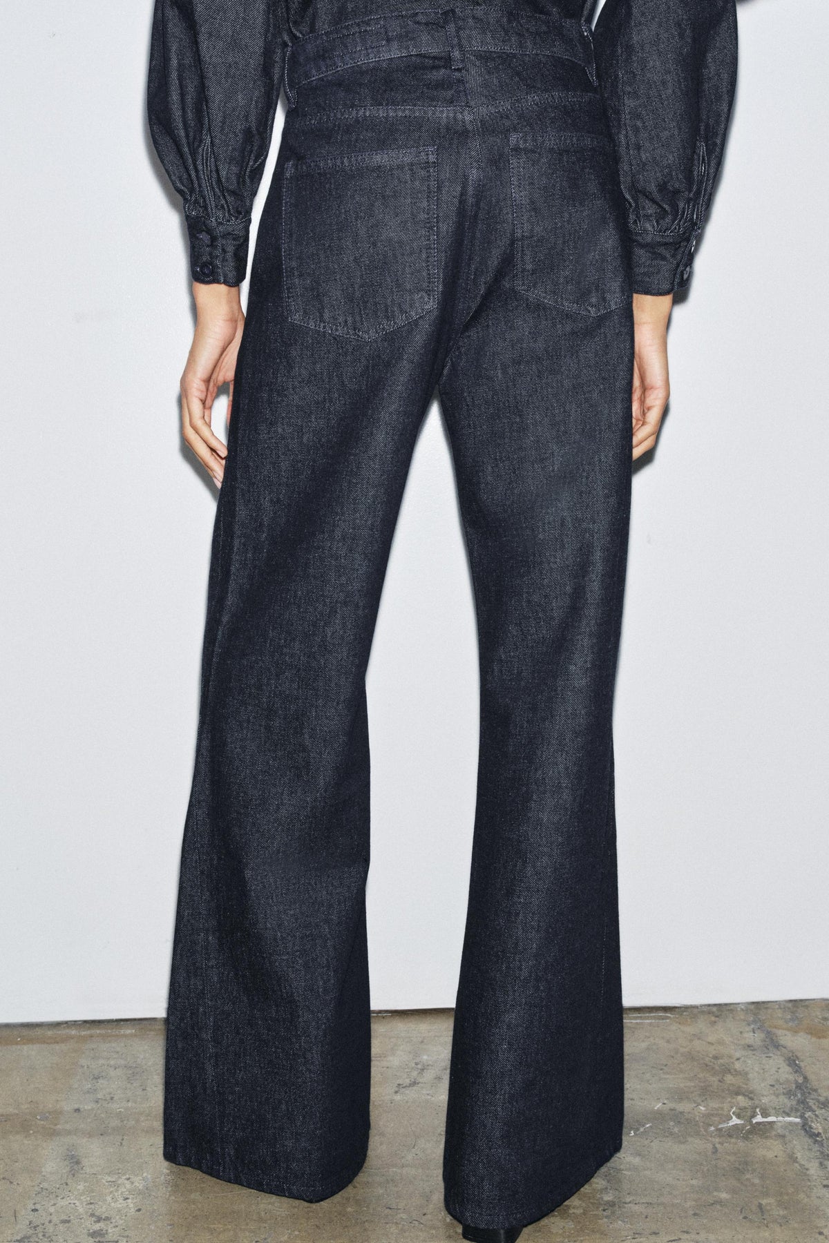 High-Waist-Jeans mit weitem Bein