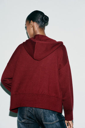 Strickpullover mit Kapuze