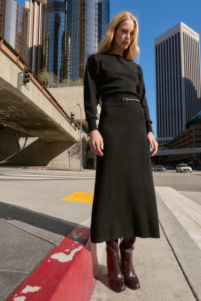 Midikleid mit Gürtel 