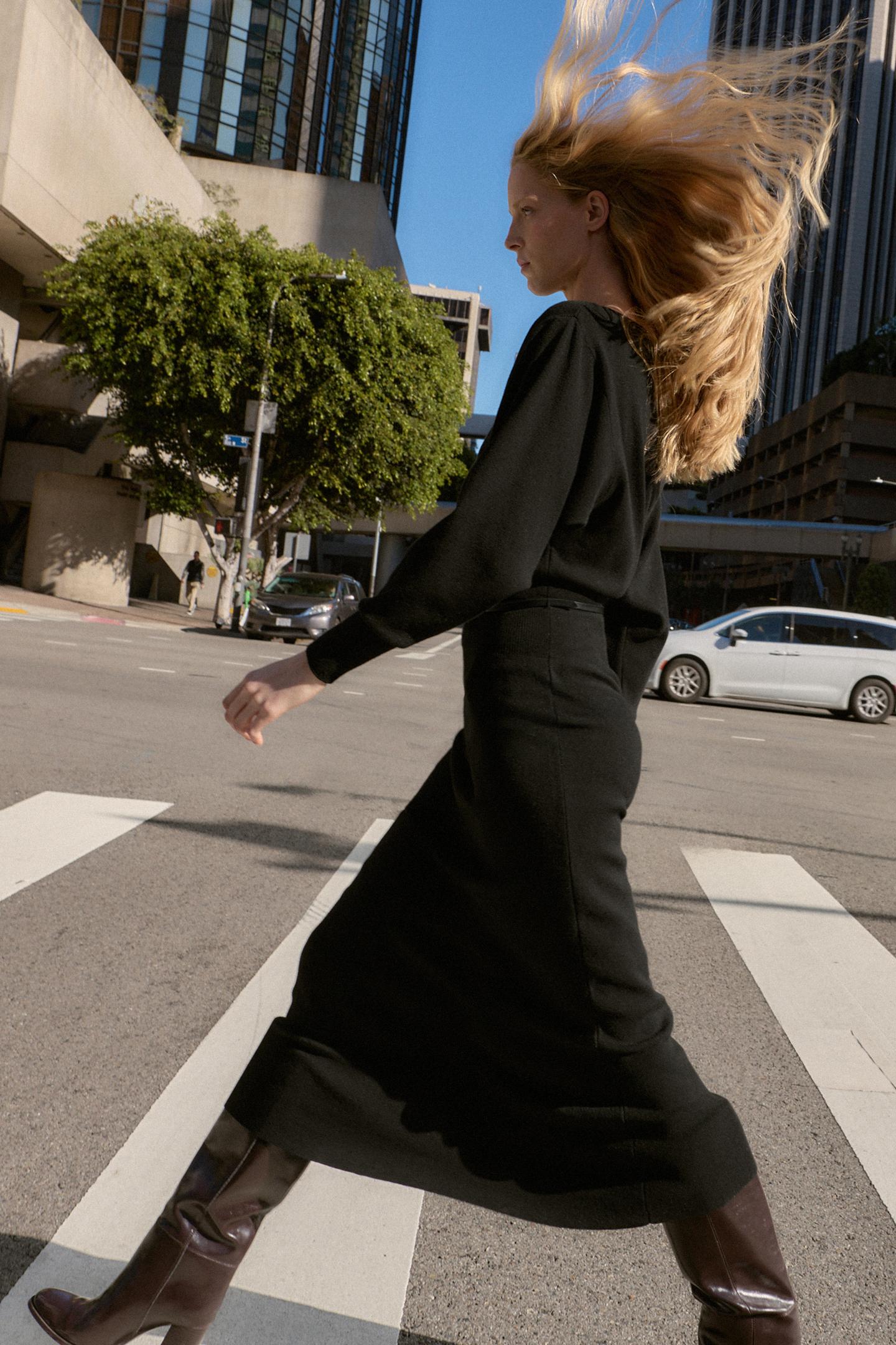 Midikleid mit Gürtel 