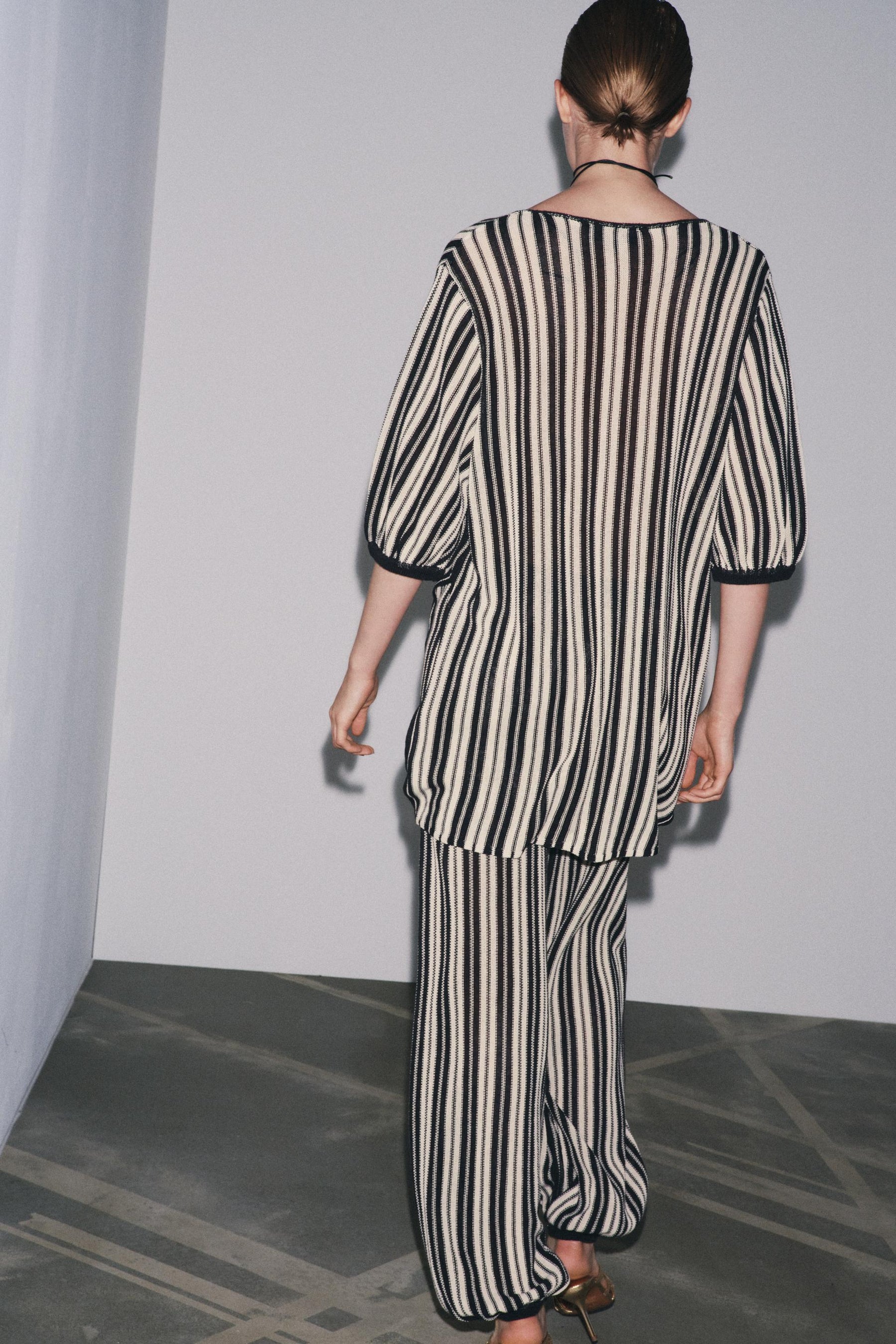 SHORT SLEEVE STRIPED KNIT JUMPER WITH LINEN BLEND - Image 4