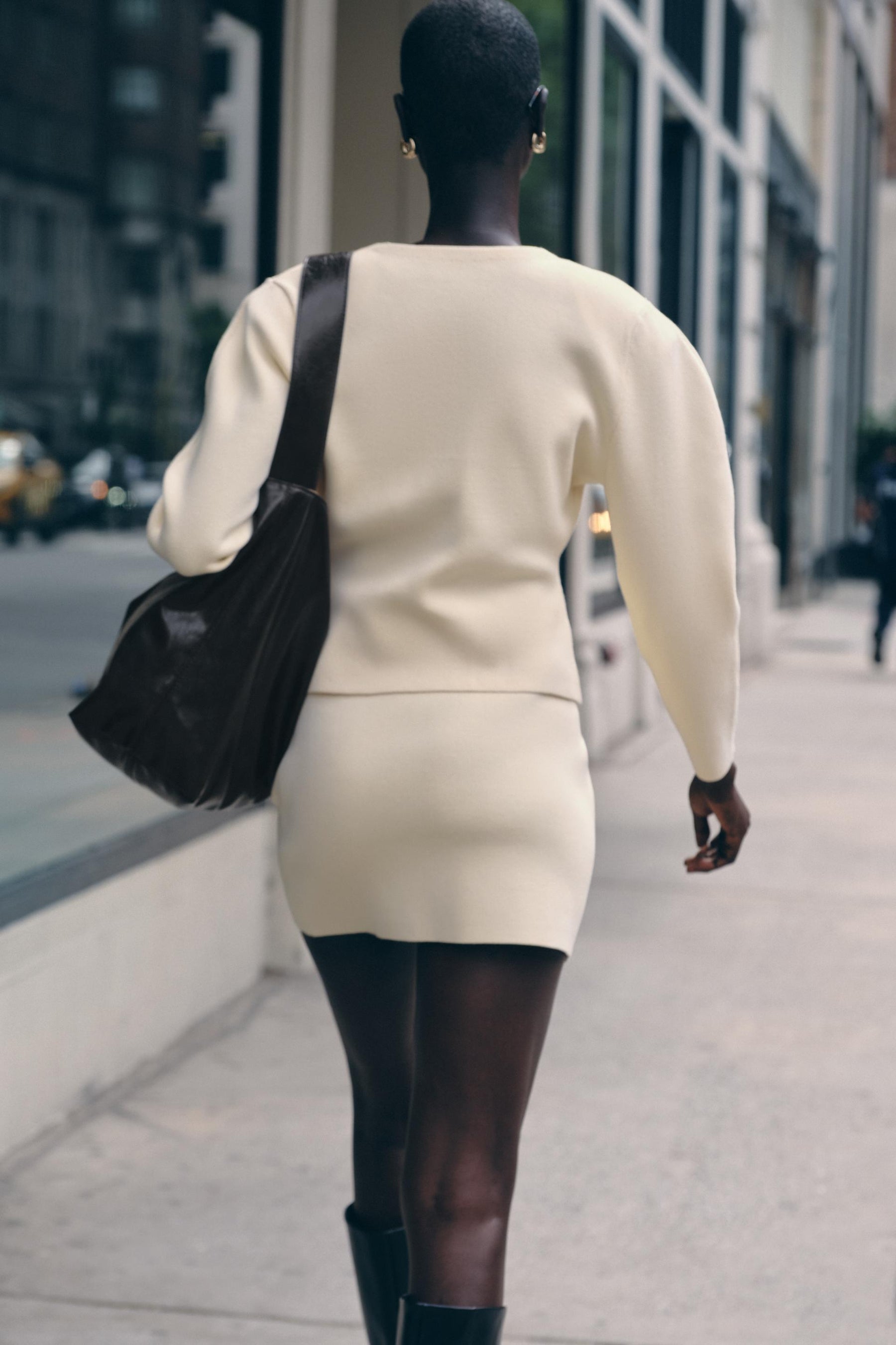 Taillierter Cardigan mit Knöpfen