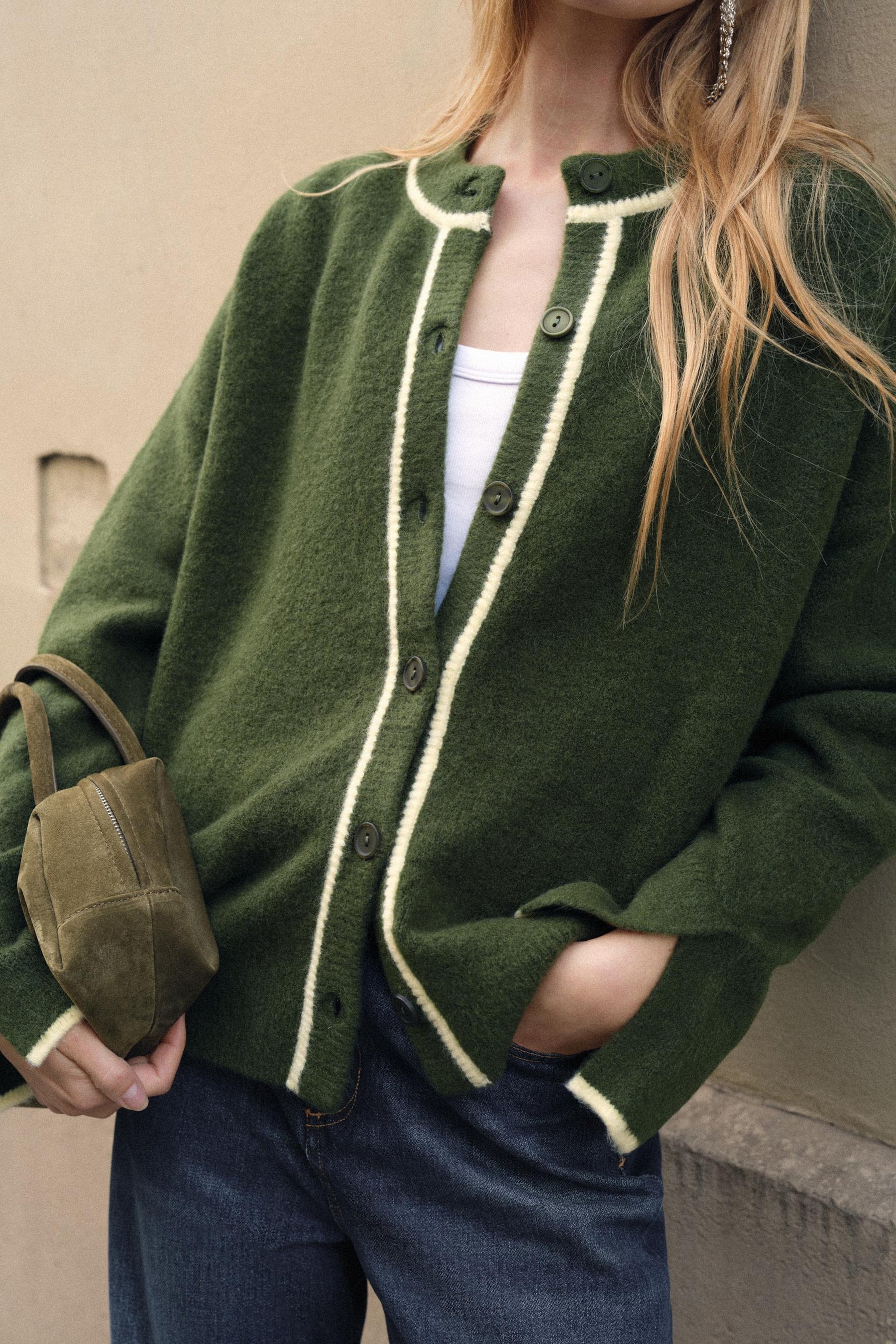 Cardigan mit Kontrastbesatz